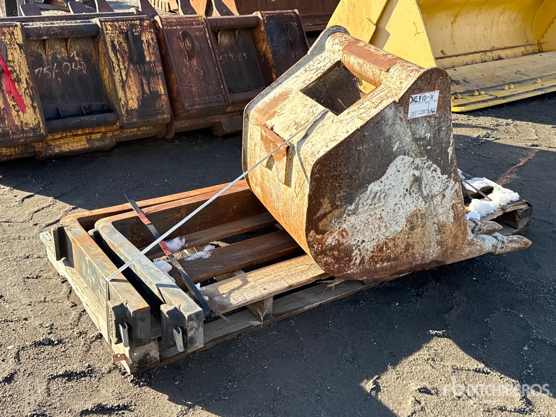 Aspect général with Image, coin arrière gauche