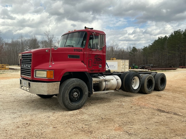 1995 Mack CH613 8x4 Cab and Chassis