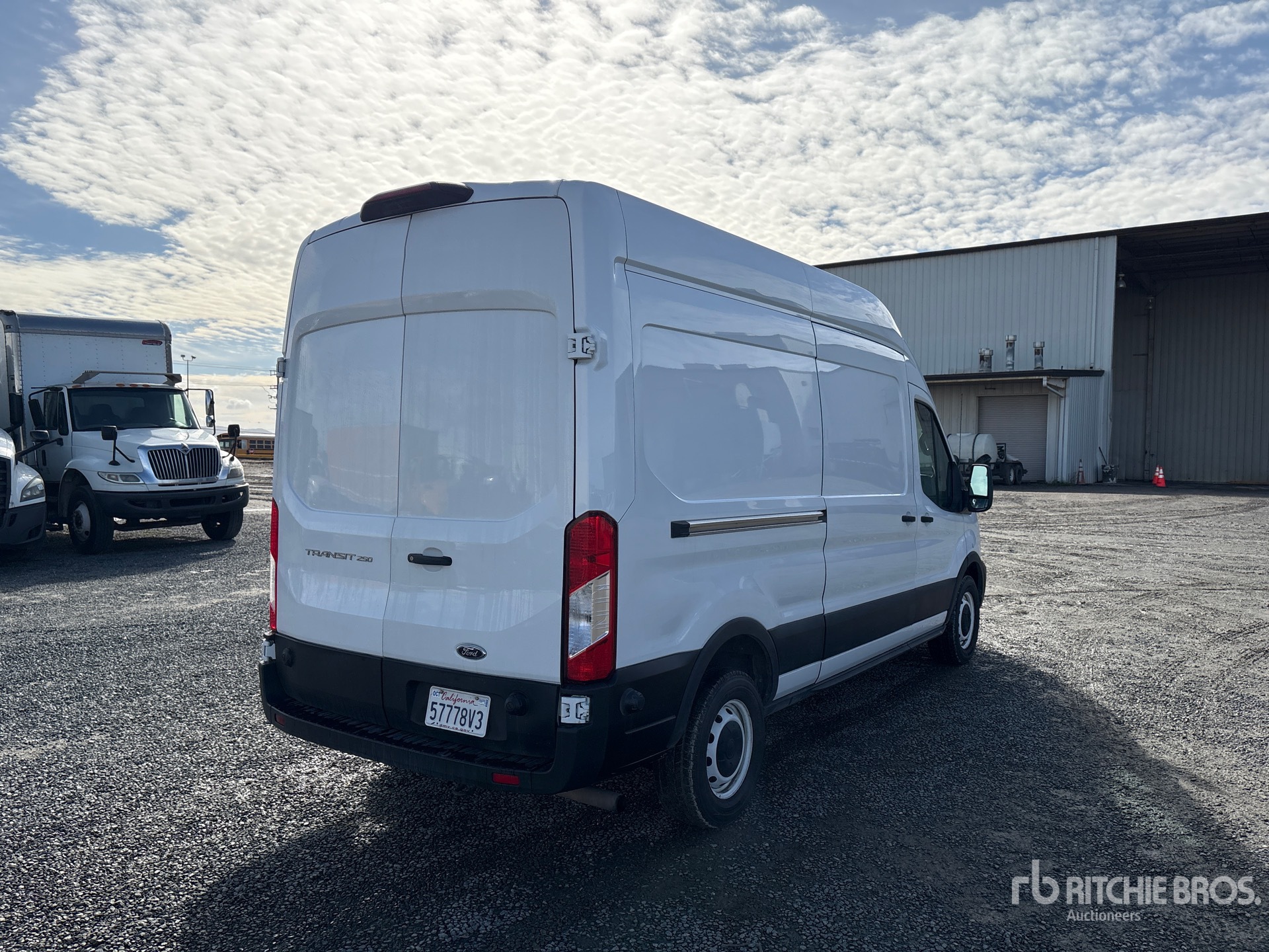 General Appearance with Picture, Right Rear Corner