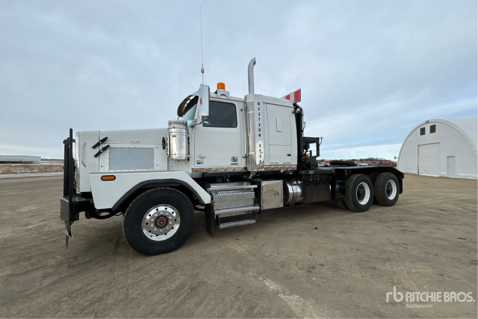 General Appearance with Imagen: esquina delantera izquierda