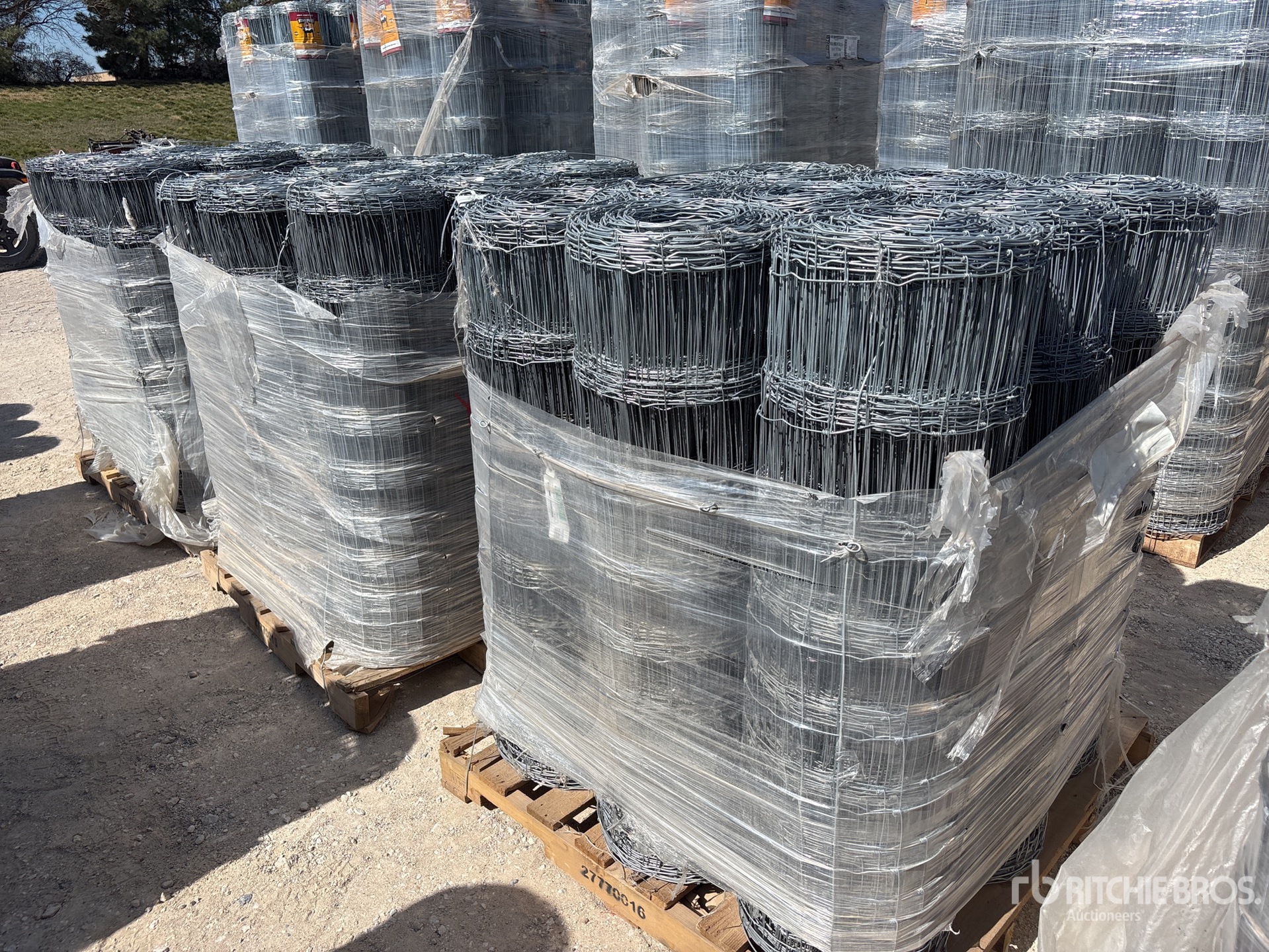 Aspect général with Image, coin arrière droit