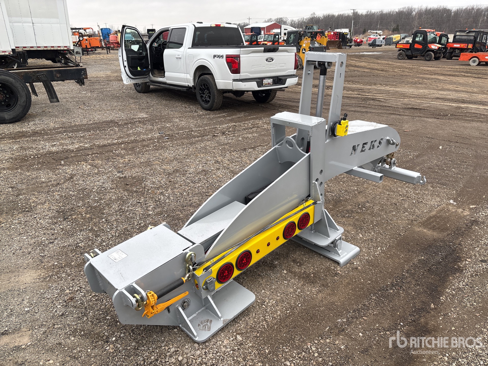 General Appearance with Foto, angolo anteriore sinistro