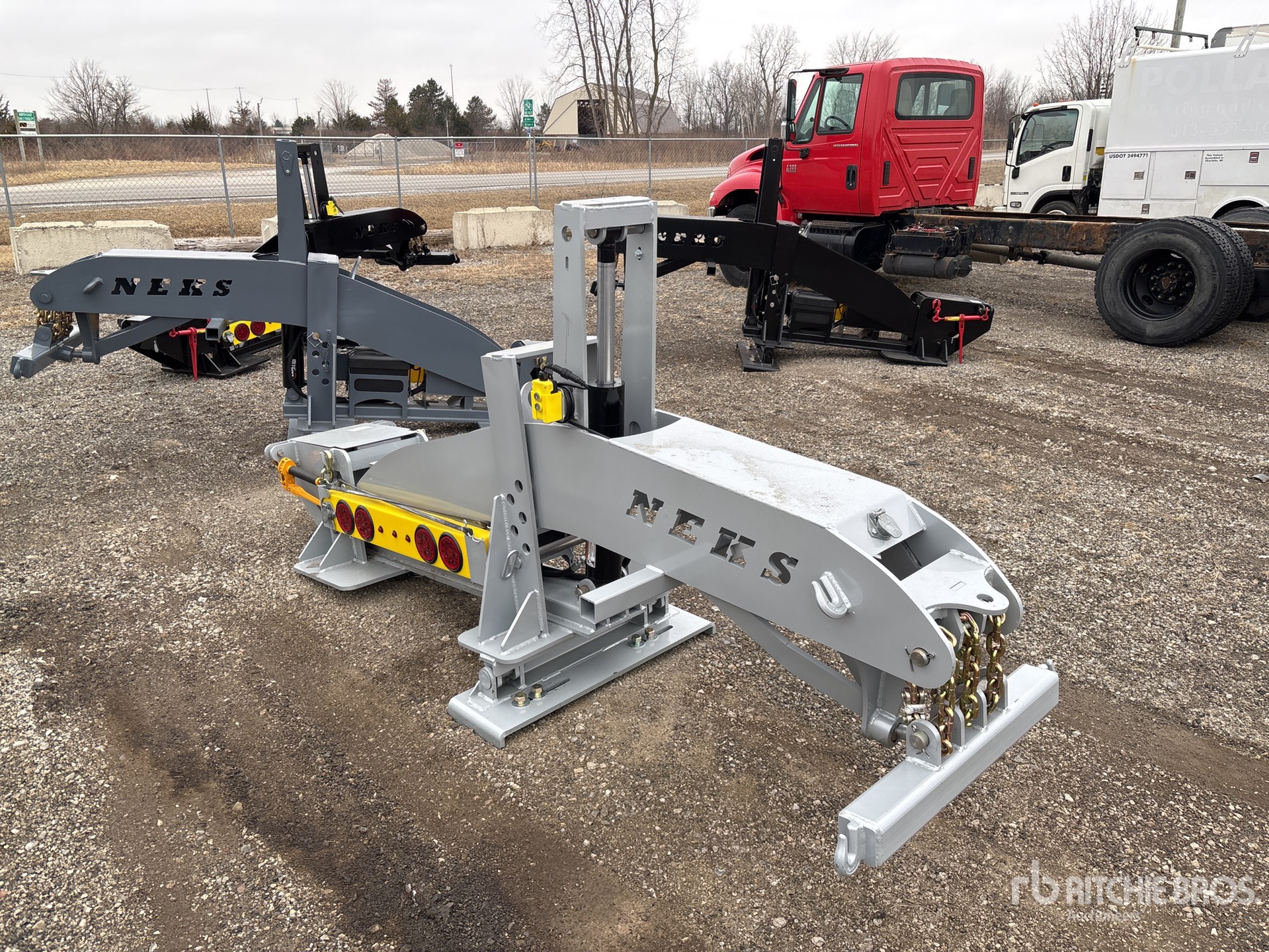 General Appearance with Foto, angolo posteriore sinistro