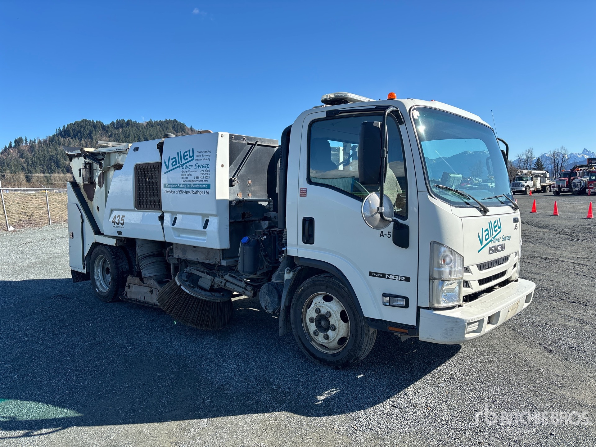 General Appearance with Image, coin avant droit