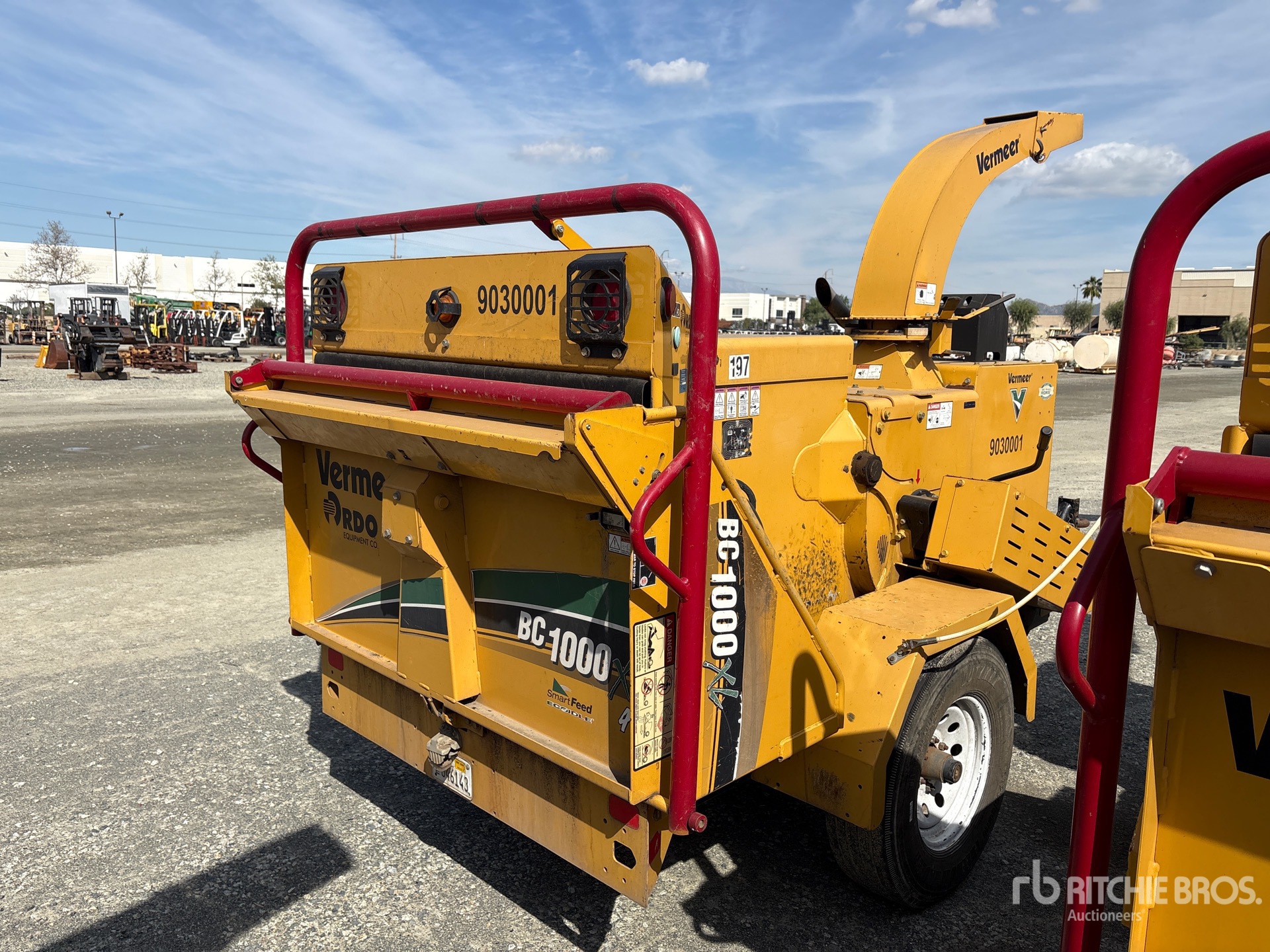 General Appearance with Imagen: esquina trasera derecha