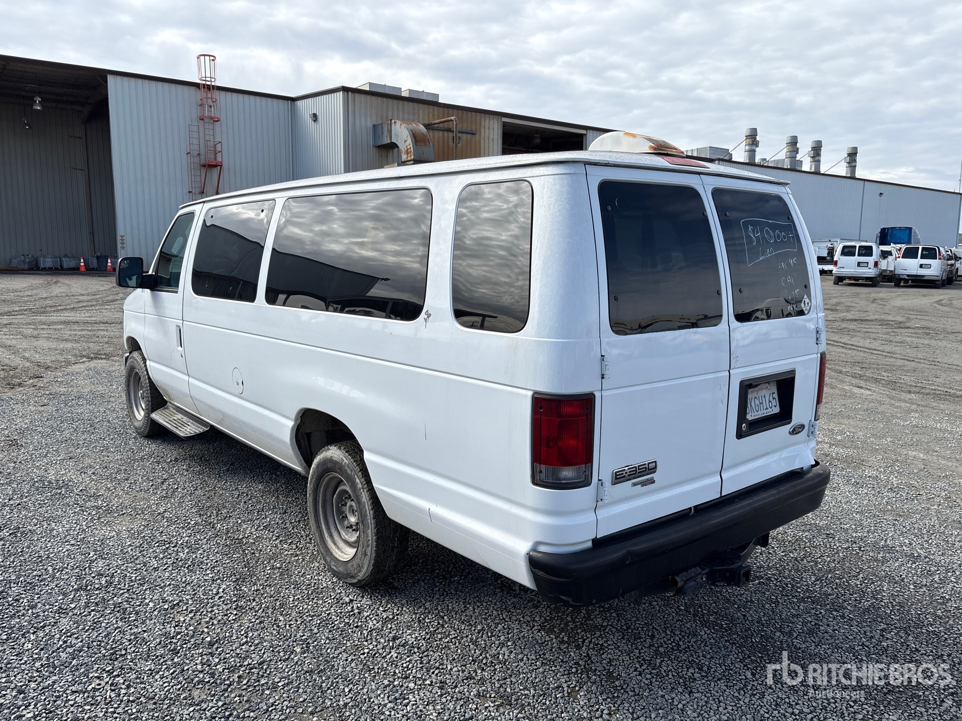 General Appearance with Foto, angolo posteriore sinistro