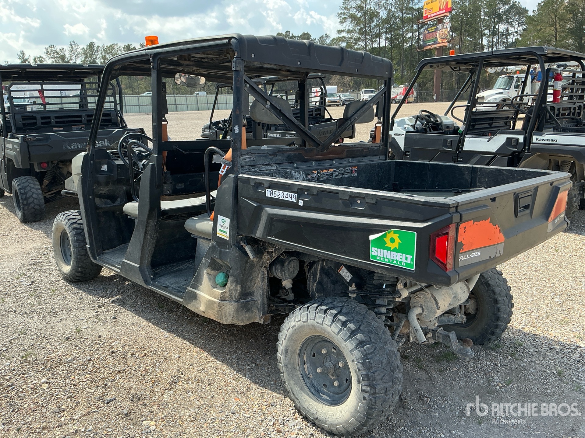 General Appearance with Picture, Left Rear Corner