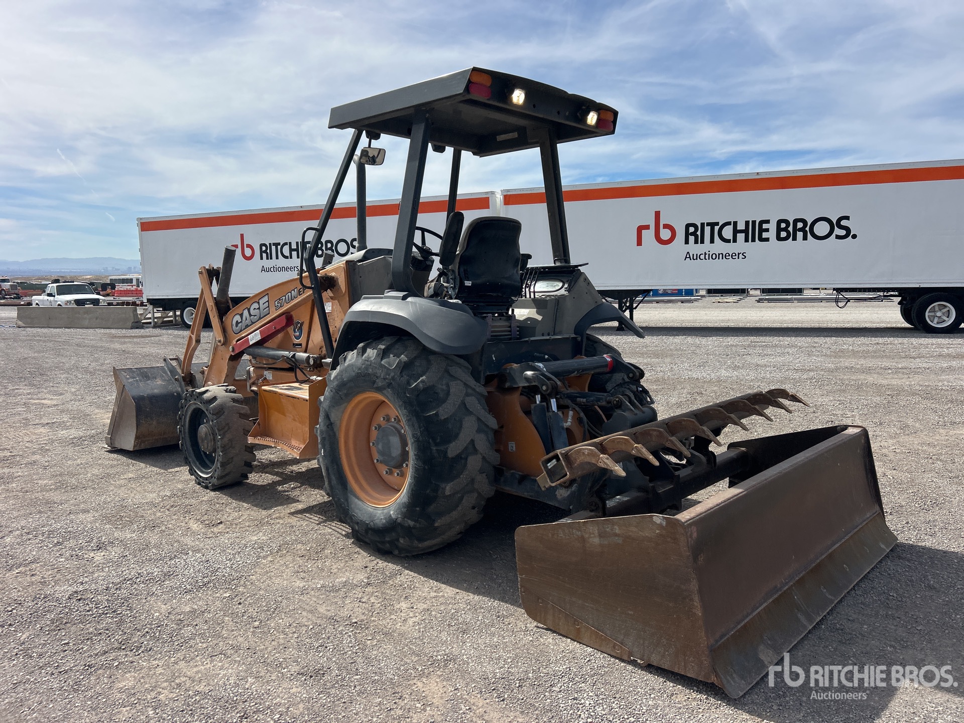 Aspect général with Image, coin arrière gauche