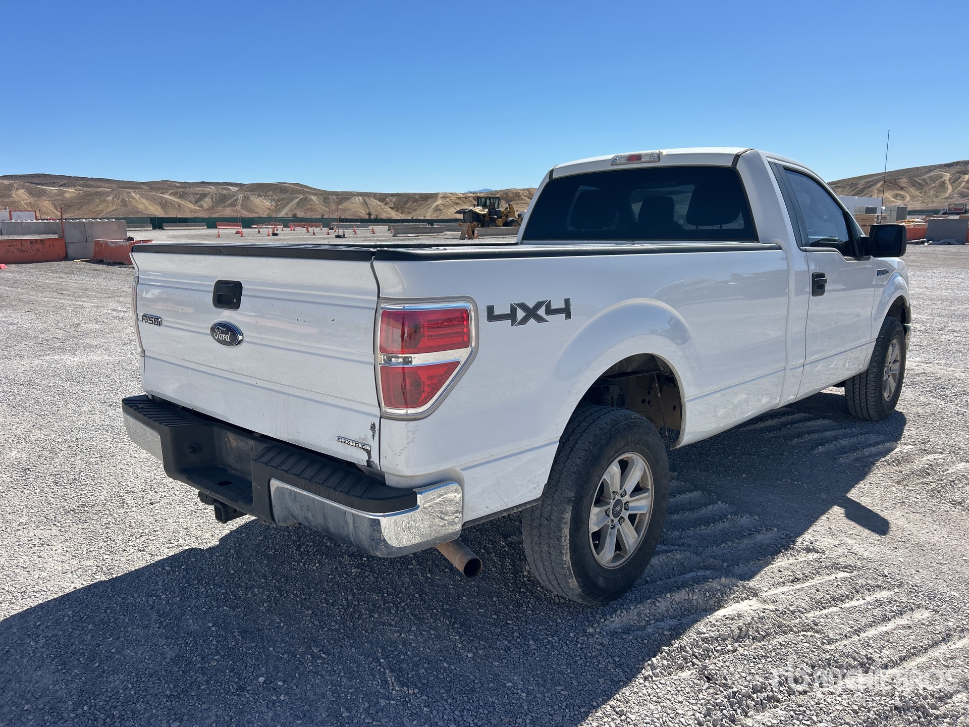 General Appearance with Picture, Right Rear Corner