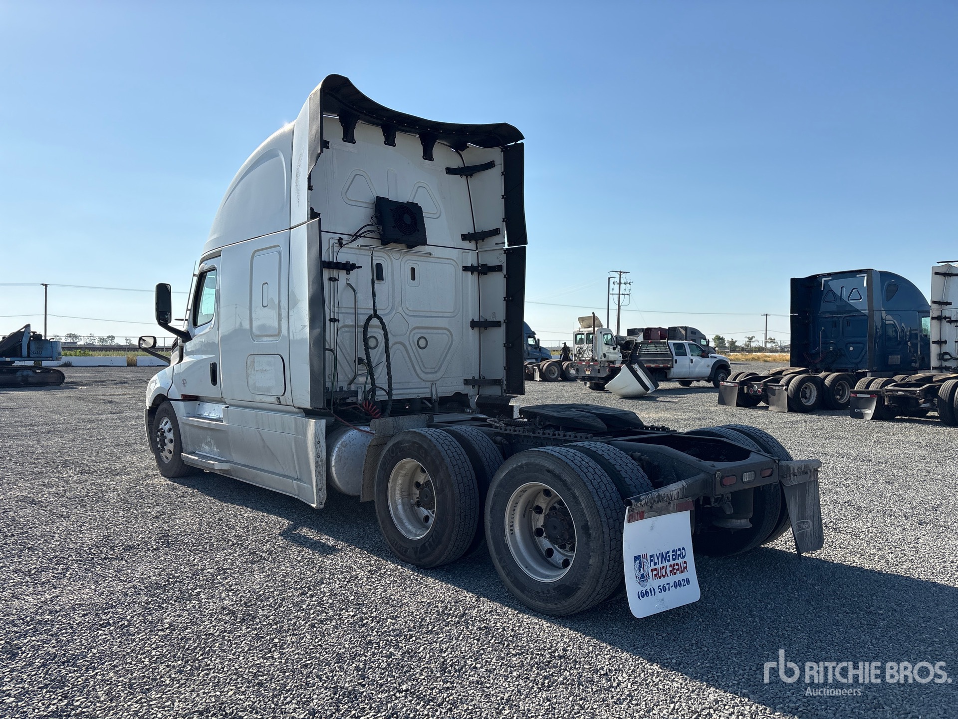 General Appearance with Imagen: esquina trasera izquierda