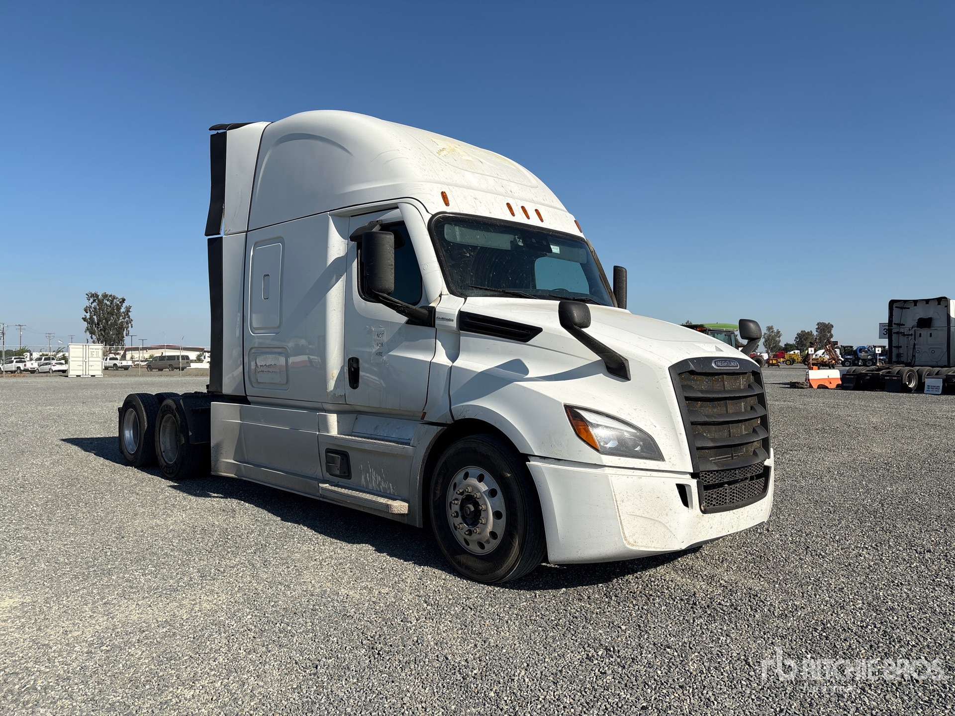 General Appearance with Imagen: esquina delantera derecha