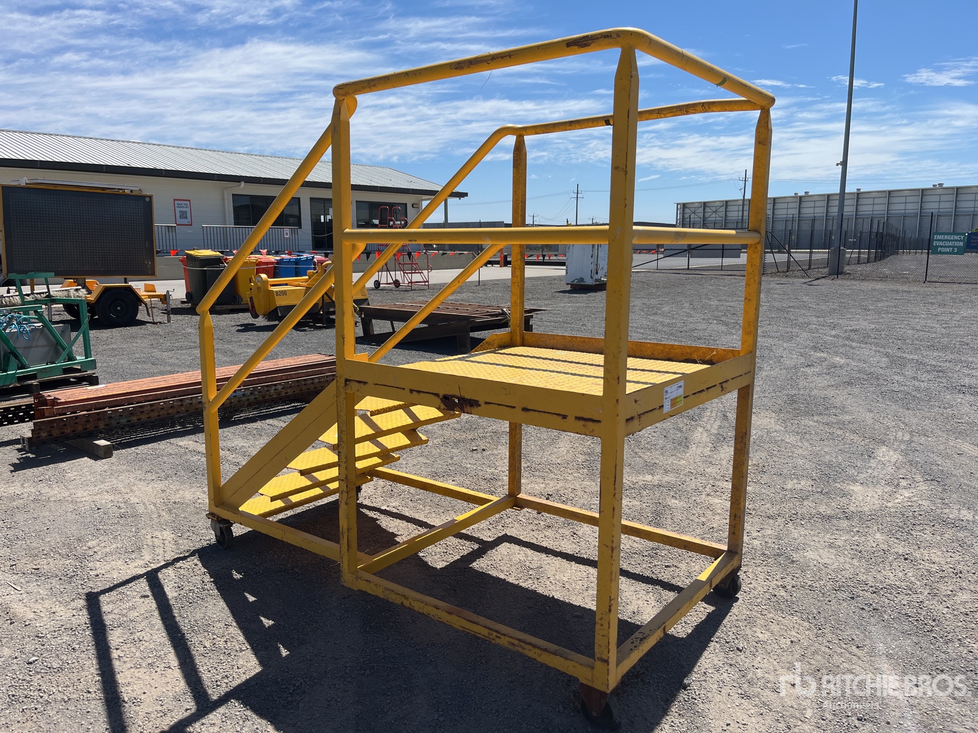 General Appearance with Picture, Right Rear Corner