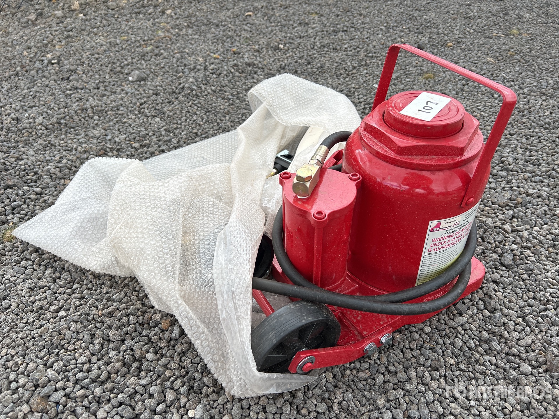 General Appearance with Picture, Left Rear Corner