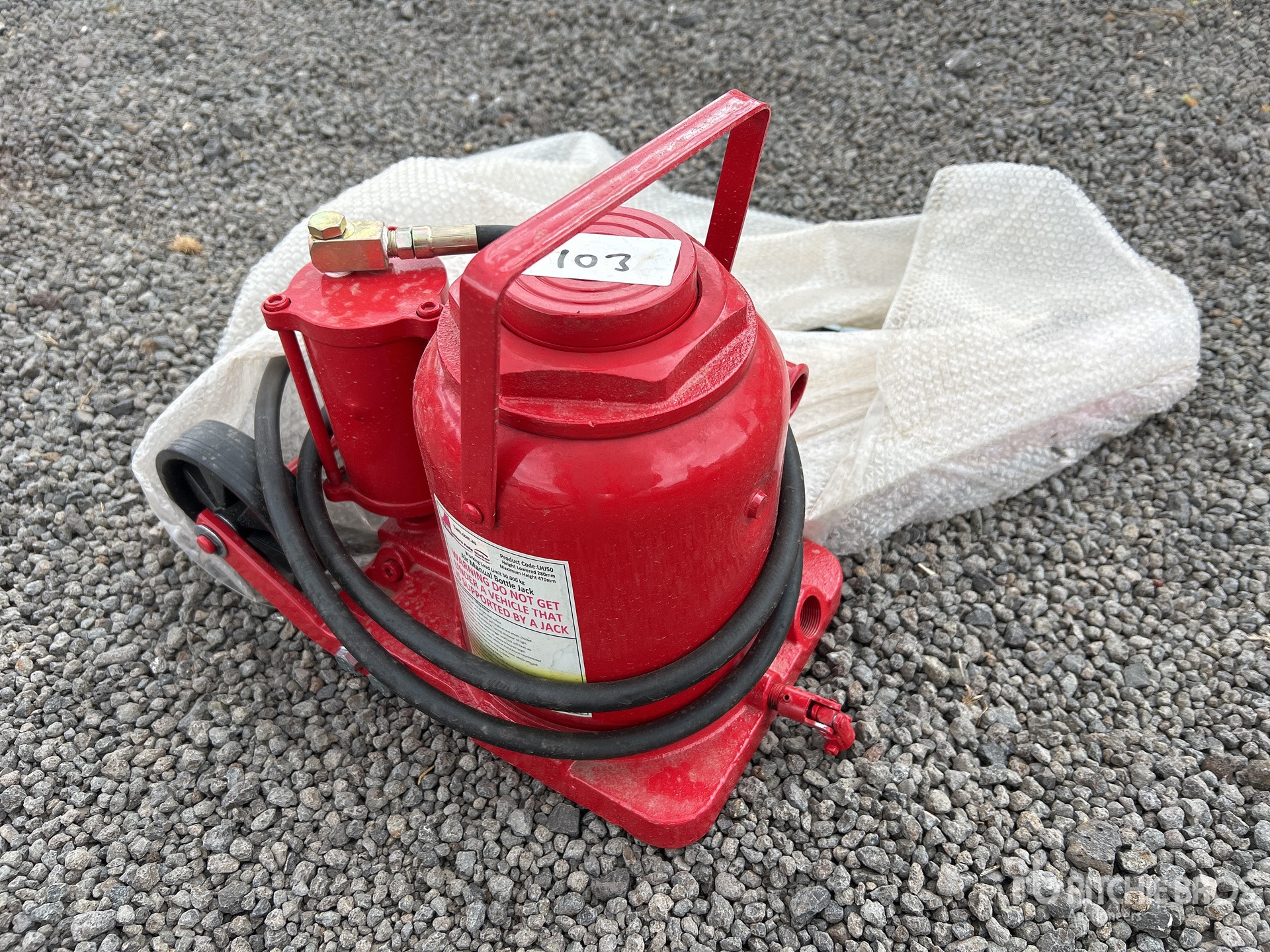 General Appearance with Picture, Left Front Corner