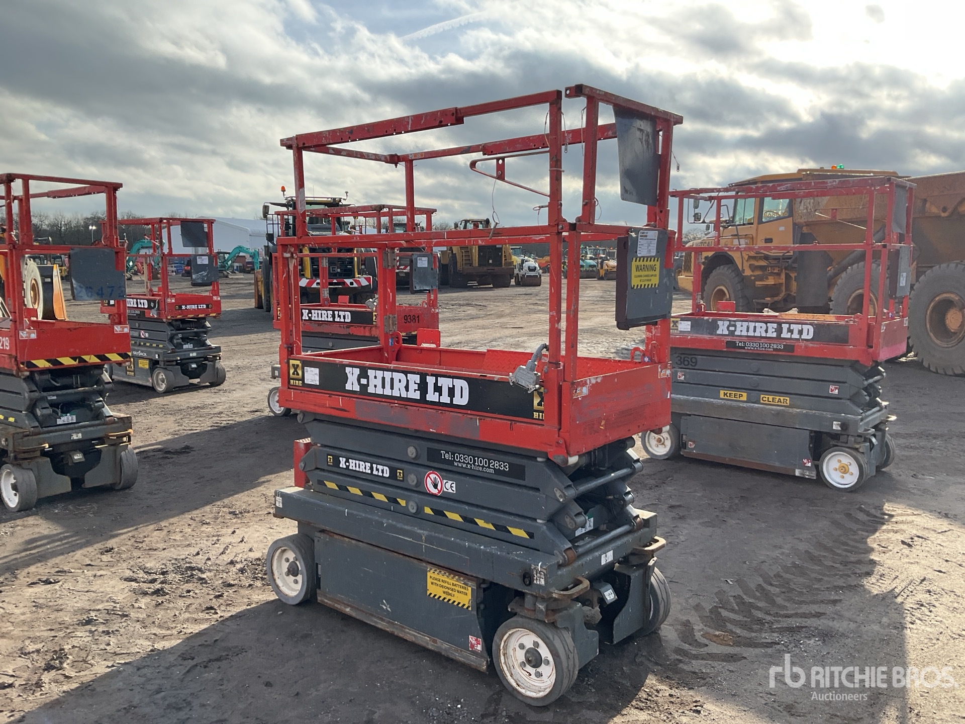 General Appearance with Picture, Right Front Corner