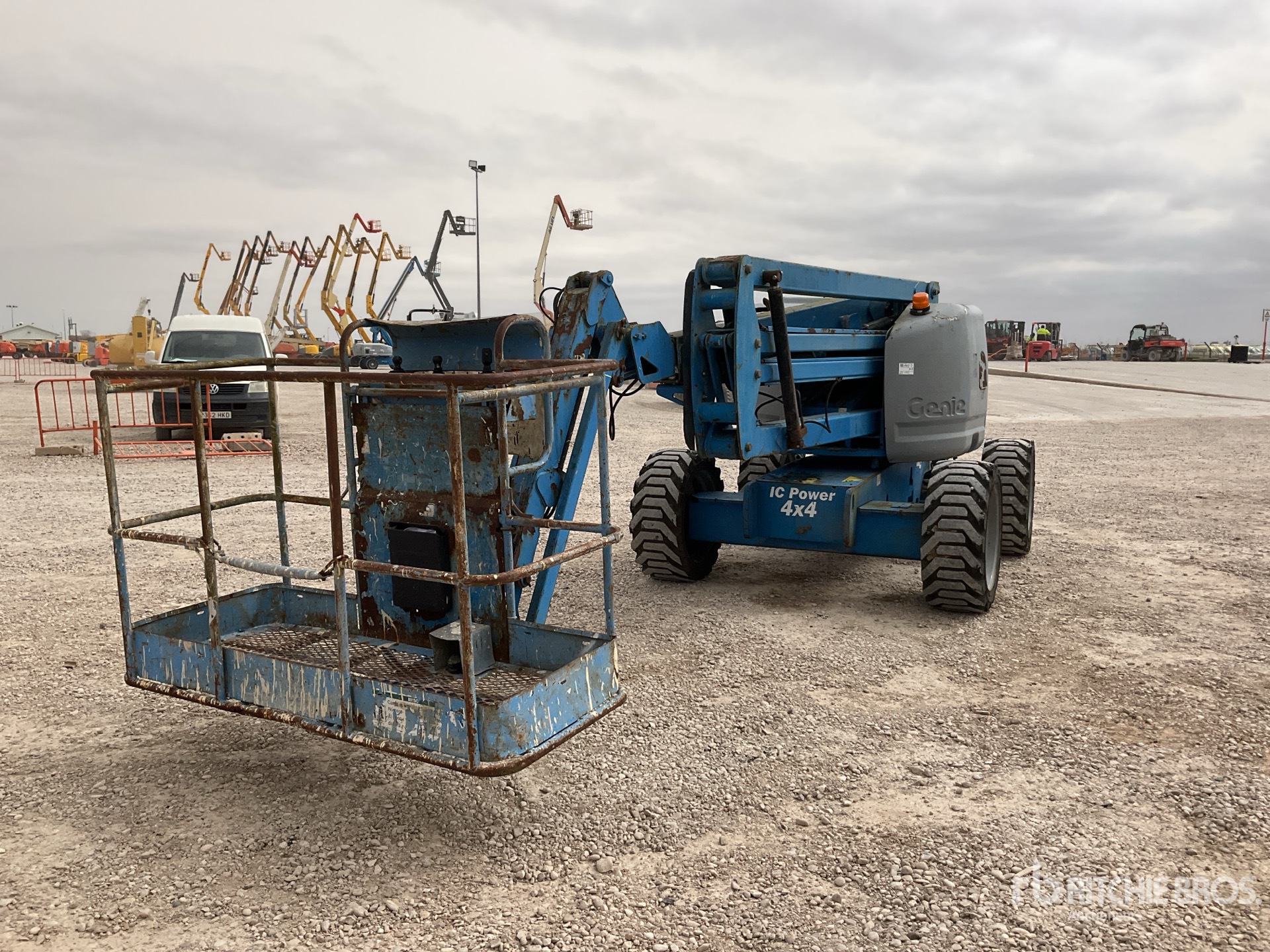 General Appearance with Imagen: esquina trasera derecha