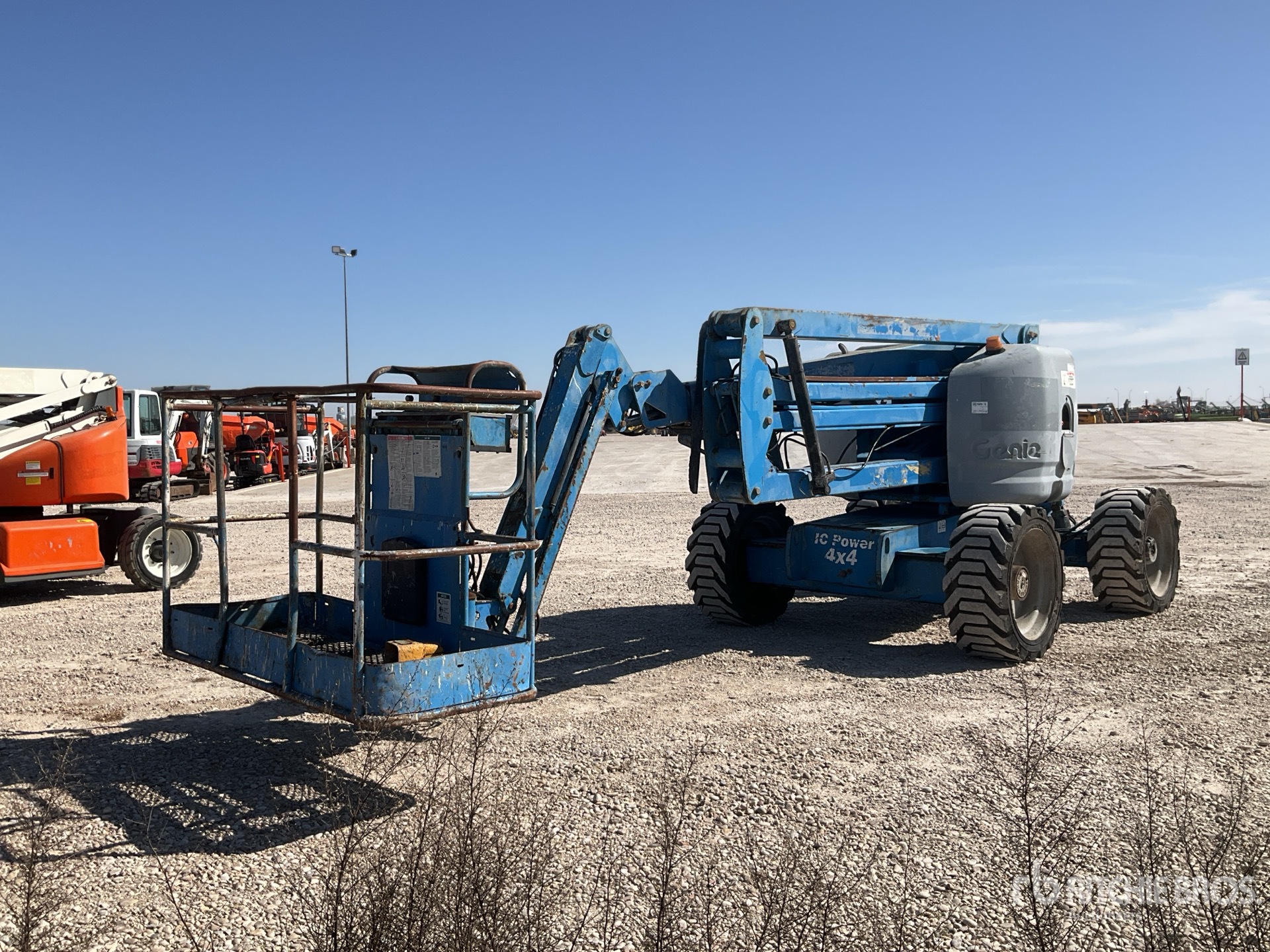 General Appearance with Imagen: esquina trasera derecha