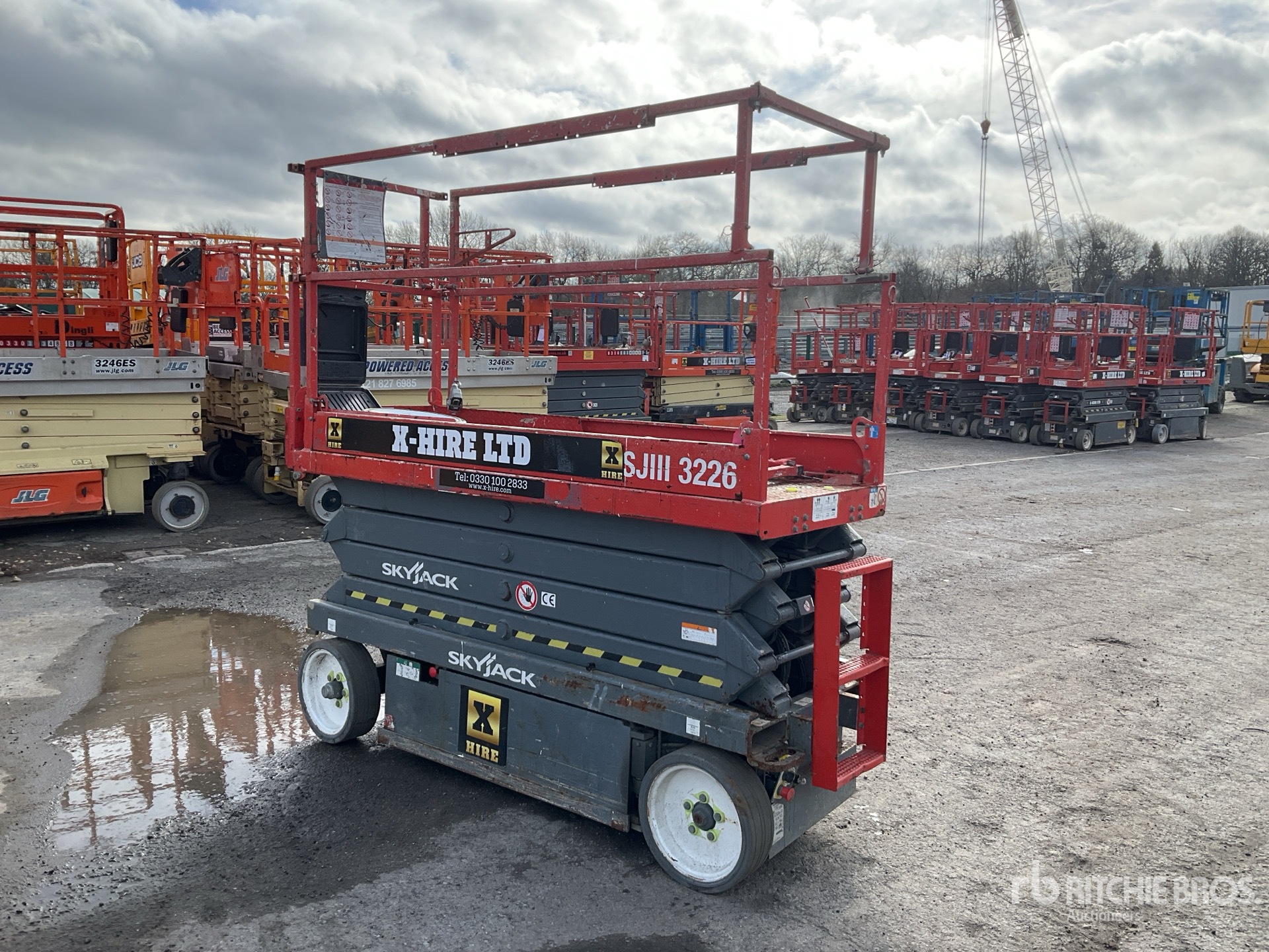 General Appearance with Picture, Left Rear Corner