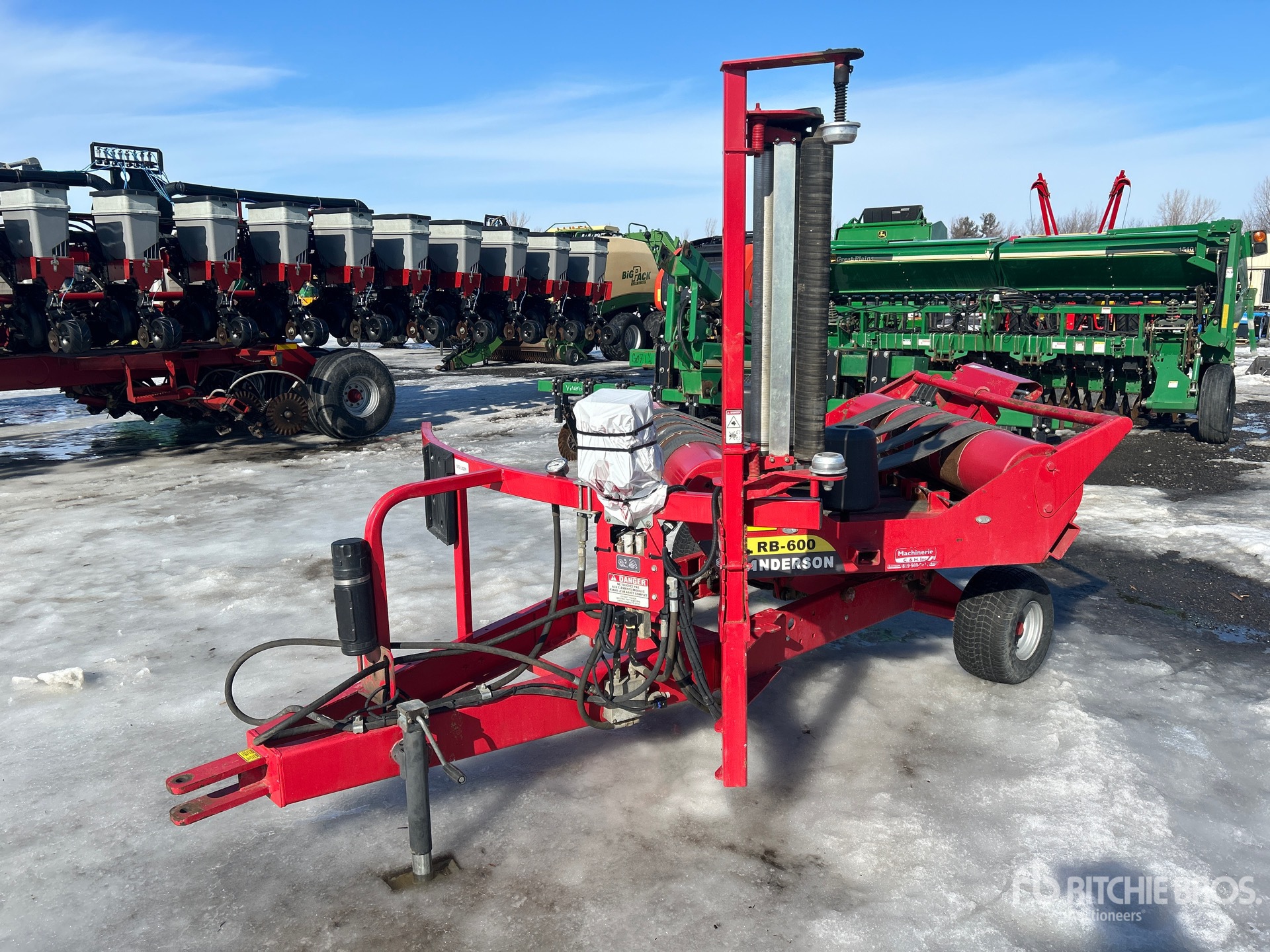 General Appearance with Featured Photo