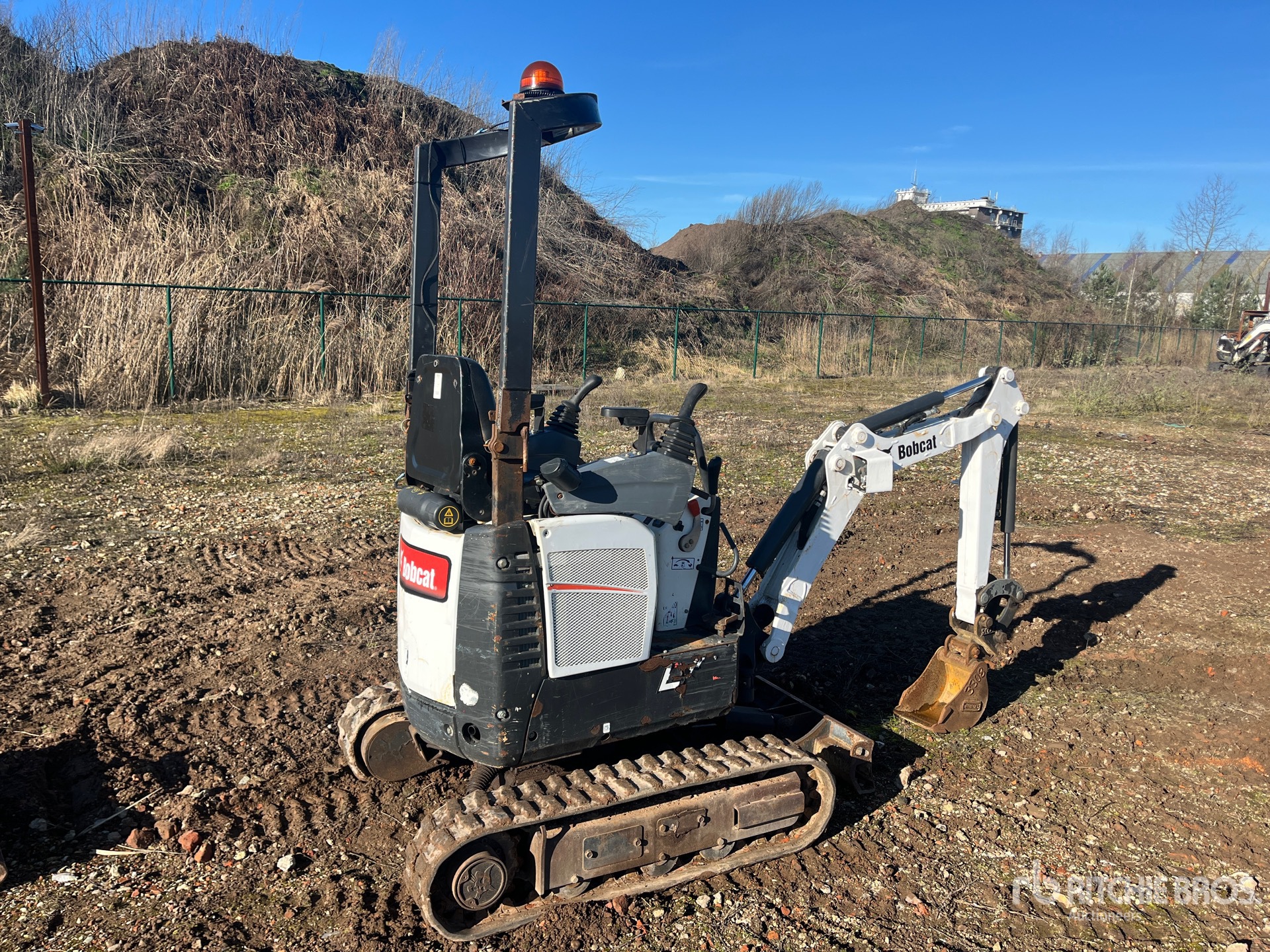 General Appearance with Imagen: esquina trasera derecha