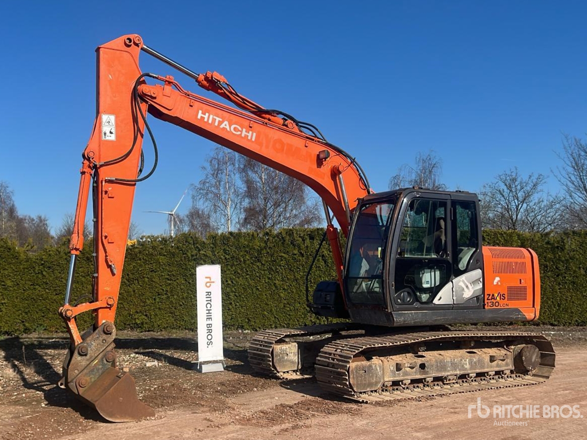 General Appearance with Featured Photo