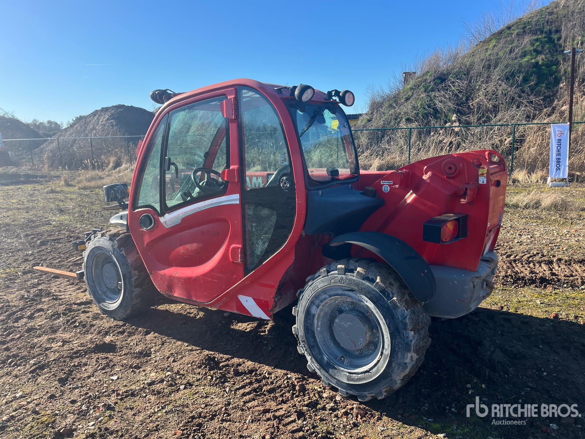 General Appearance with Picture, Left Rear Corner