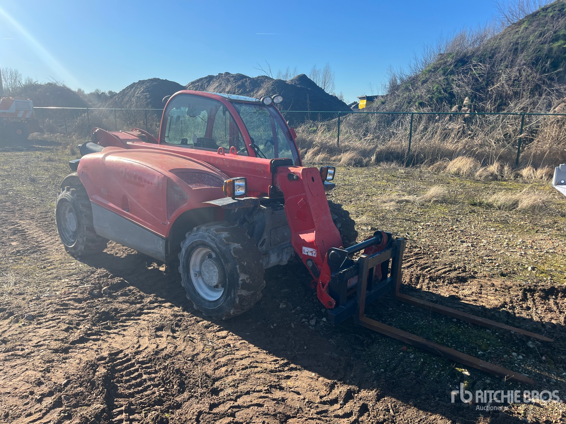 General Appearance with Picture, Right Front Corner