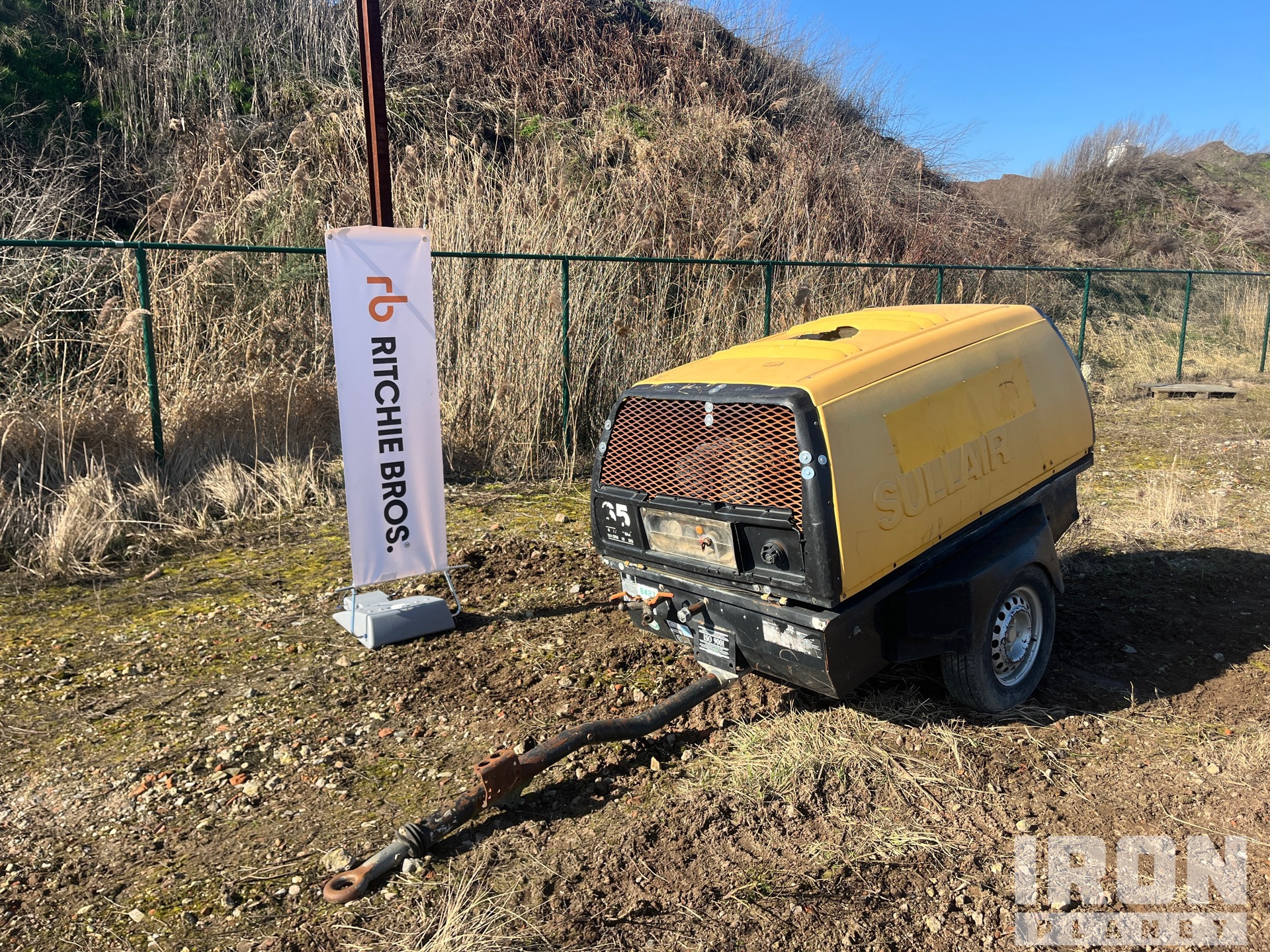 General Appearance with Featured Photo