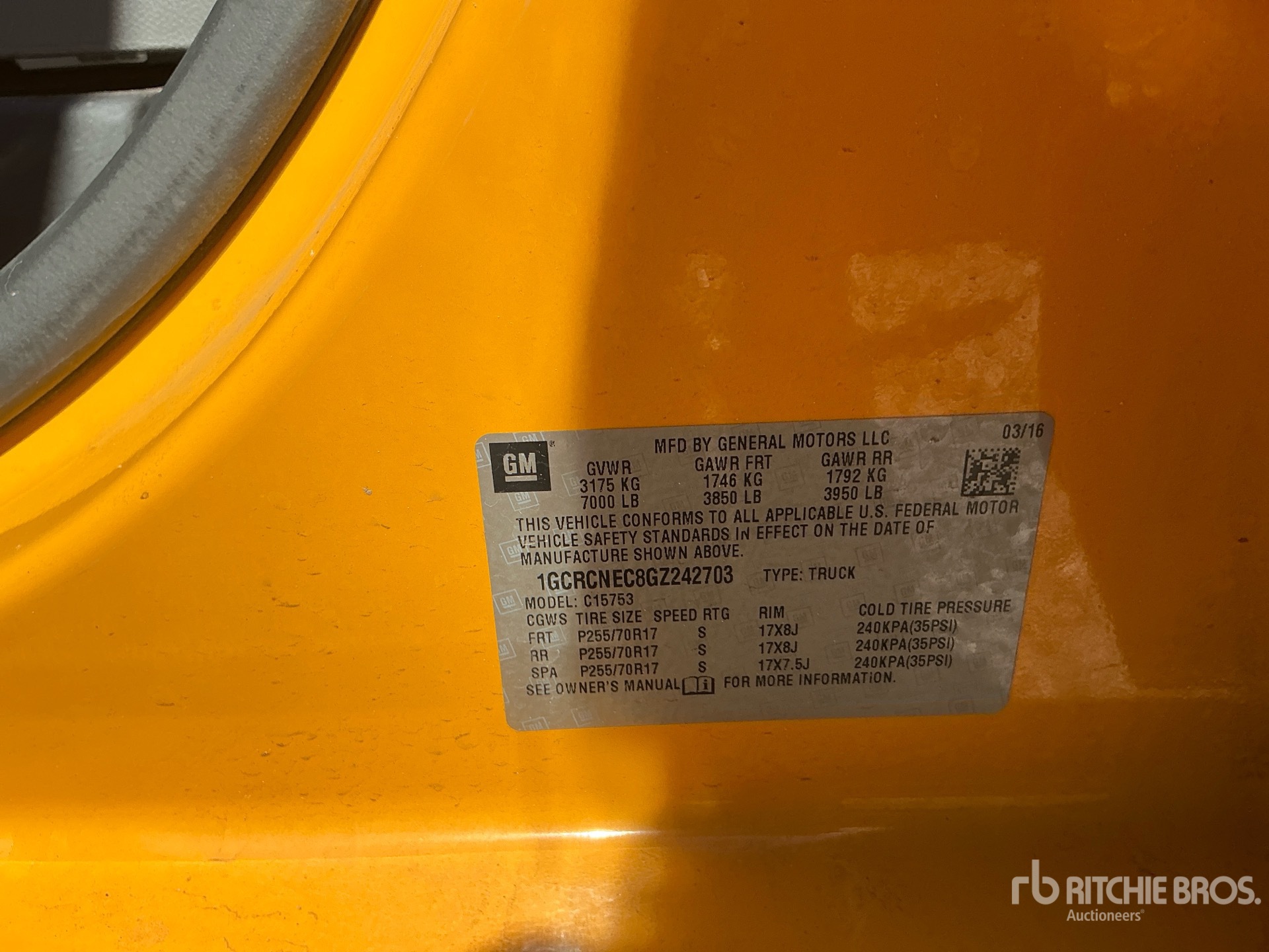 General Appearance with Serial Number / VIN