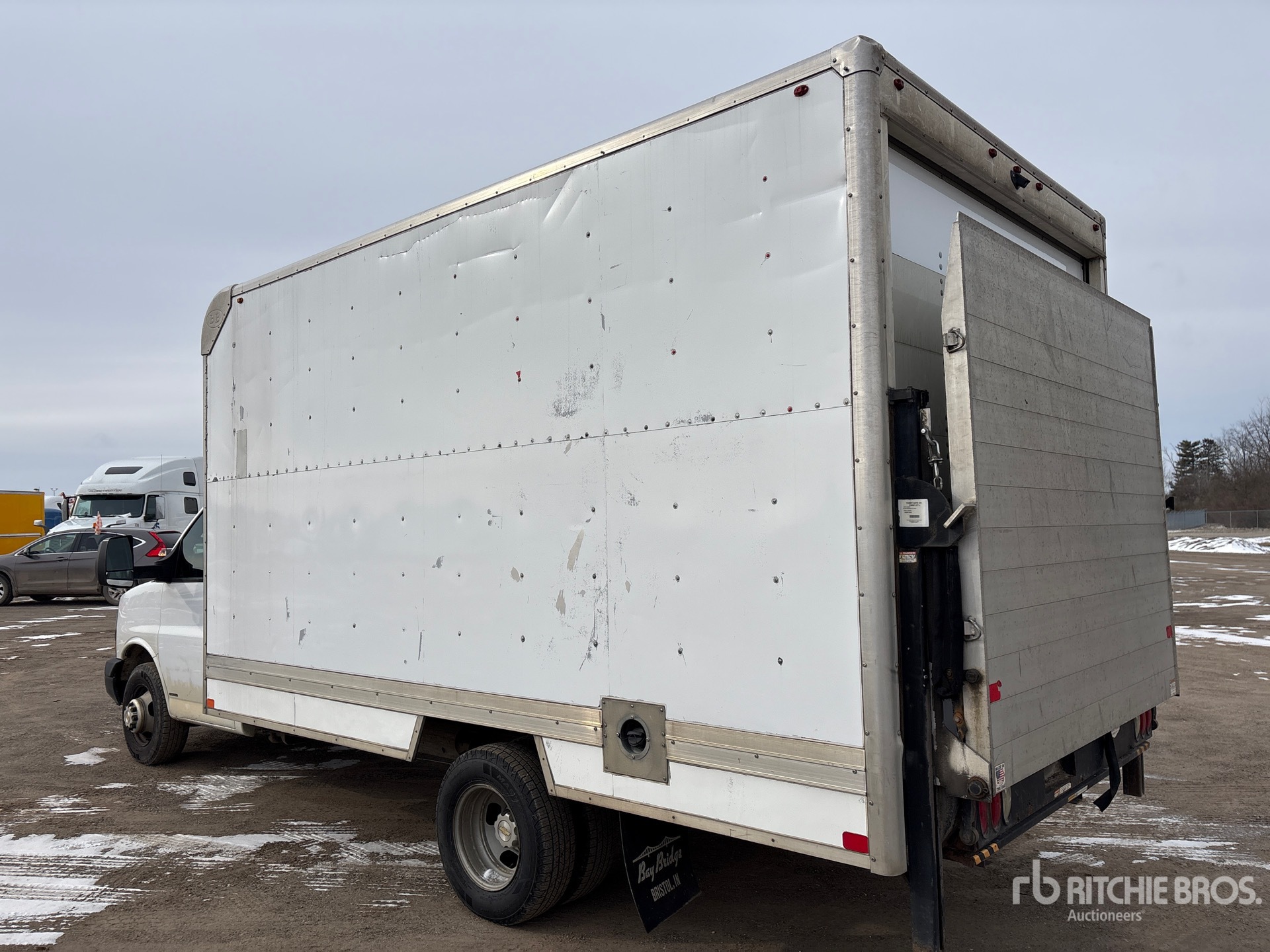 General Appearance with Picture, Left Rear Corner