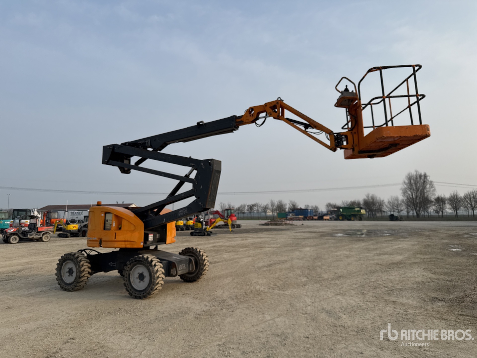 General Appearance with Picture, Right Front Corner