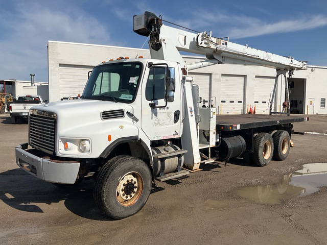 Altec AC18-708 on 2007 Freightliner M2106 Boom Truck
