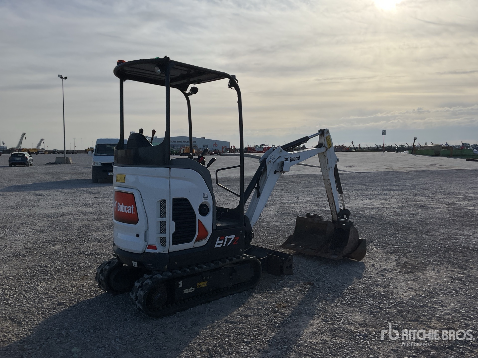 General Appearance with Imagen: esquina trasera derecha