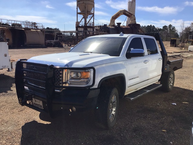 2016 GMC Sierra 2500 Denali 4x4 Crew Cab Flatbed Truck