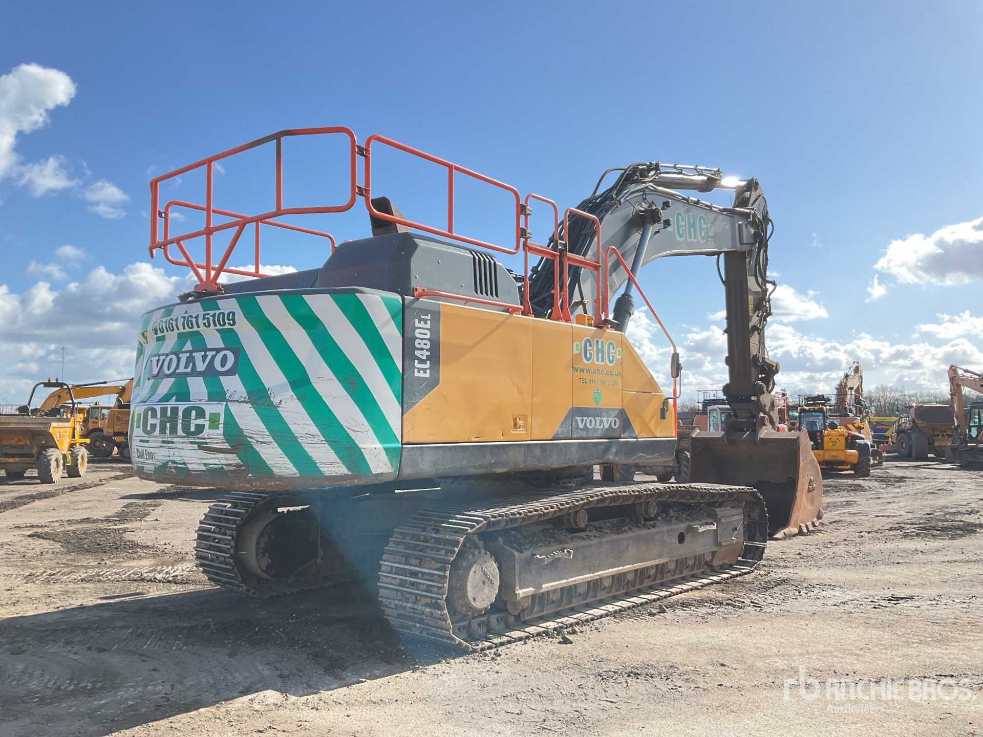 General Appearance with Bild, Ecke hinten rechts