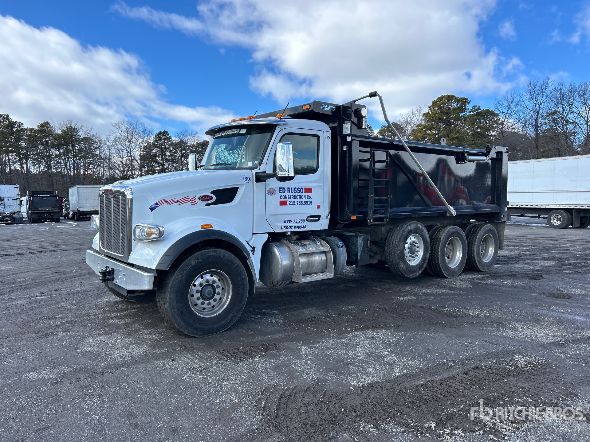 General Appearance with Image, coin avant gauche