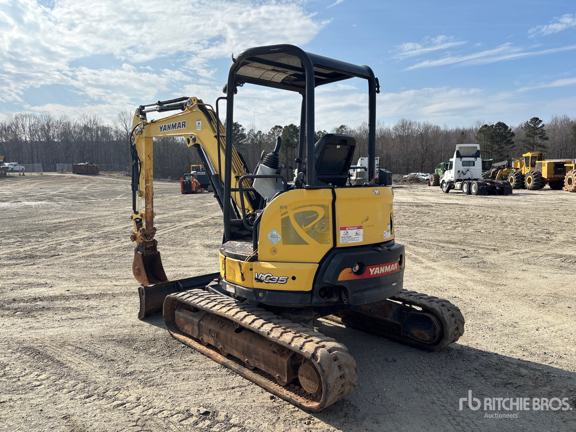 General Appearance with Picture, Left Rear Corner