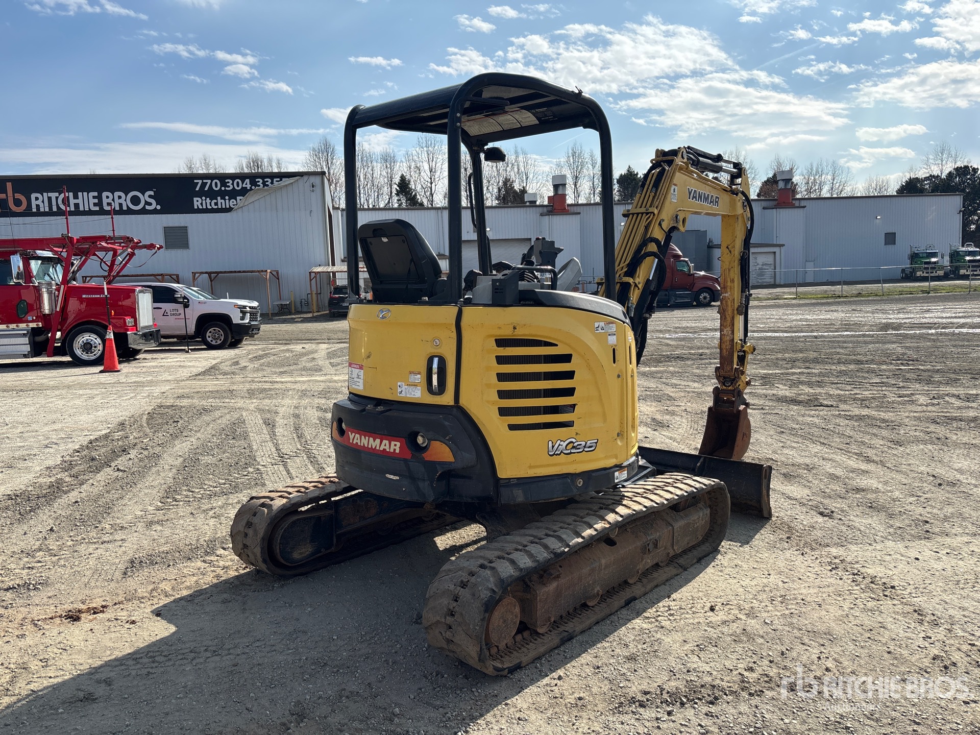 General Appearance with Picture, Right Rear Corner