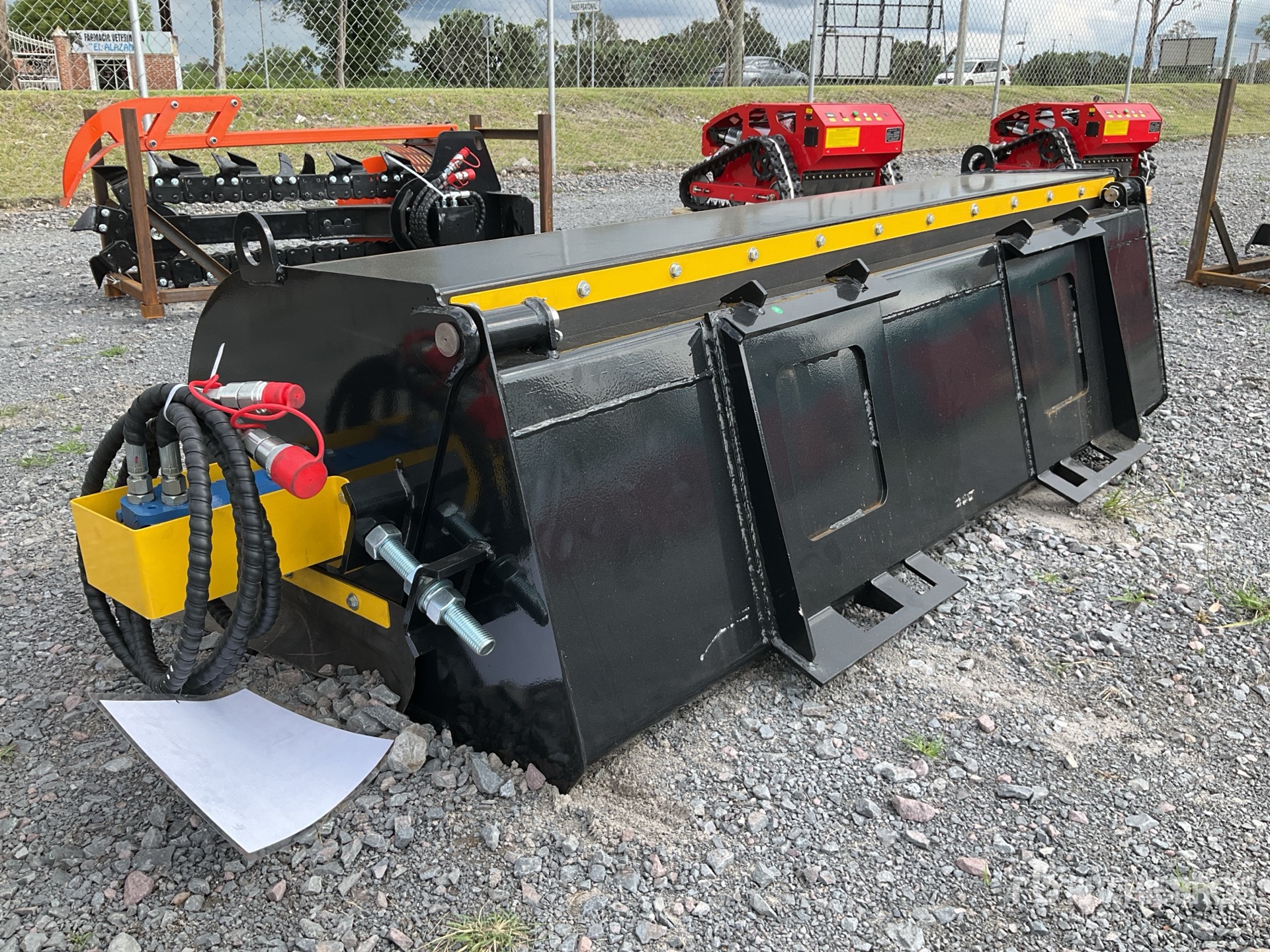 General Appearance with Image, coin arrière droit