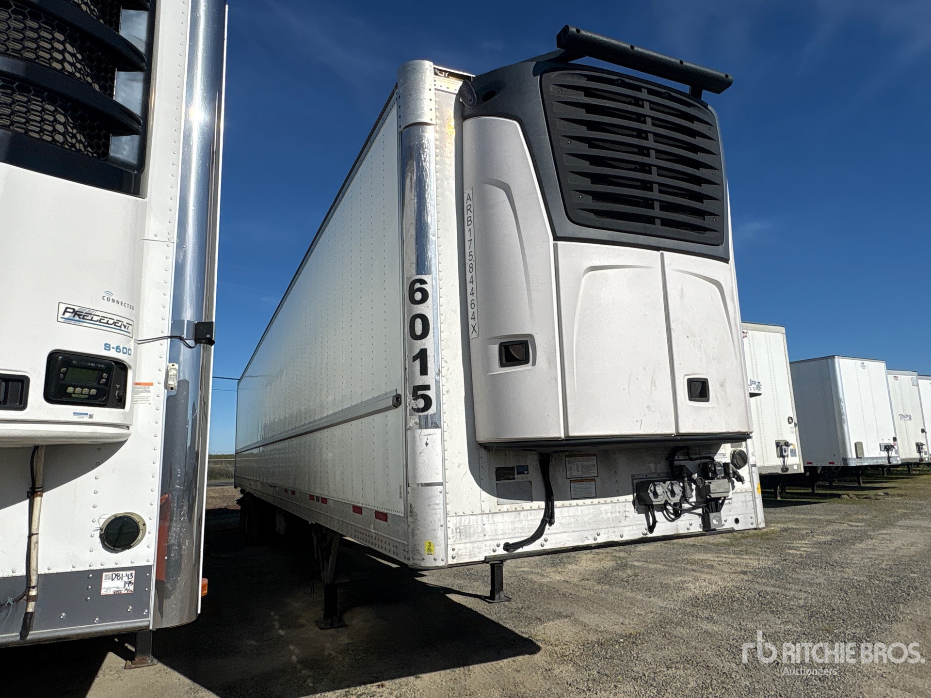 General Appearance with Foto, angolo anteriore destro