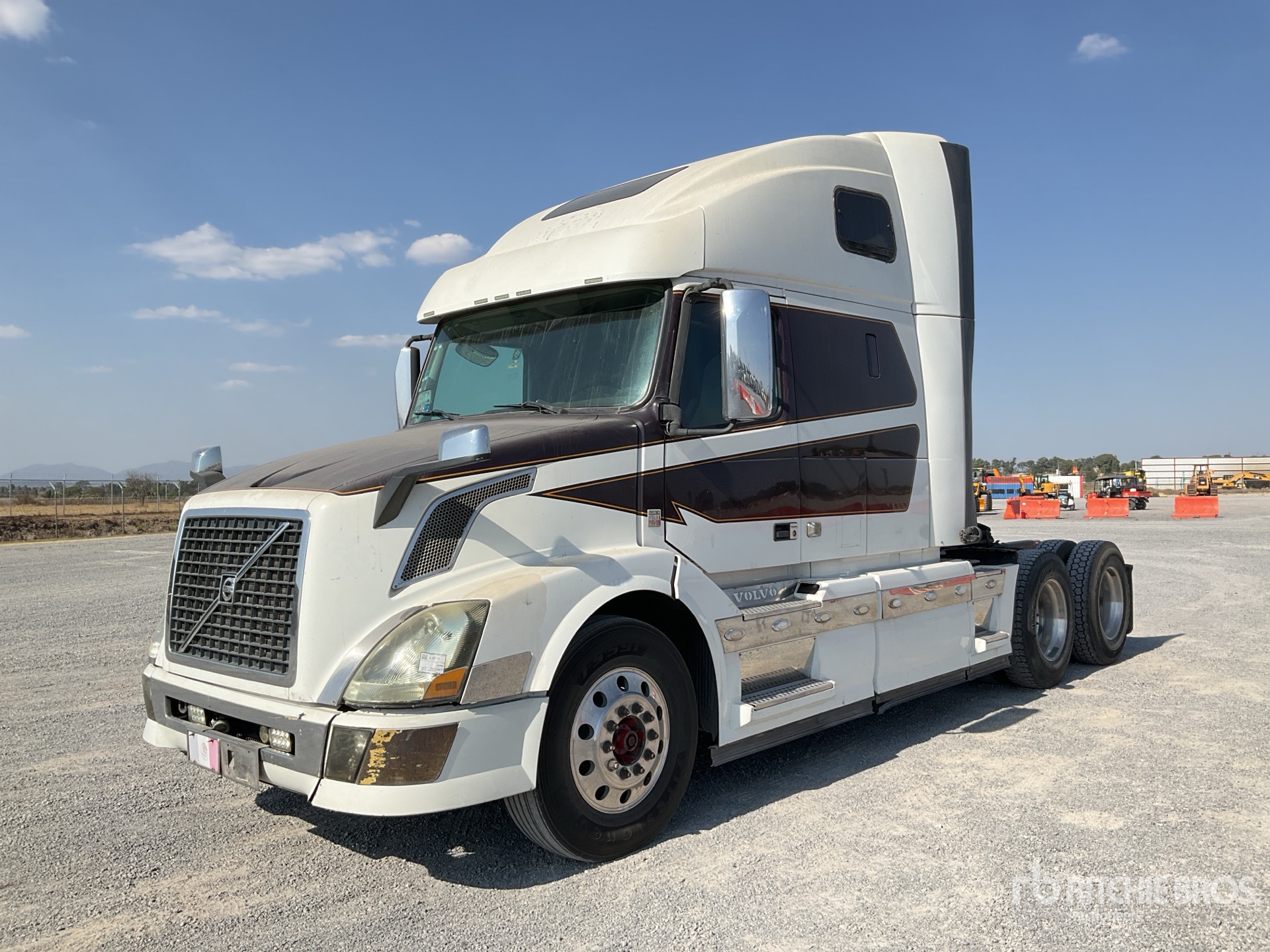 General Appearance with Imagen: esquina delantera izquierda