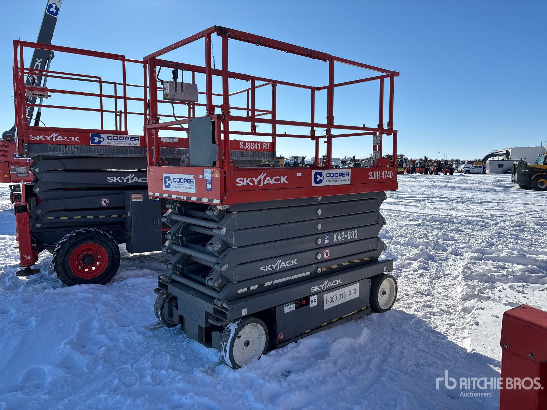 General Appearance with Featured Photo