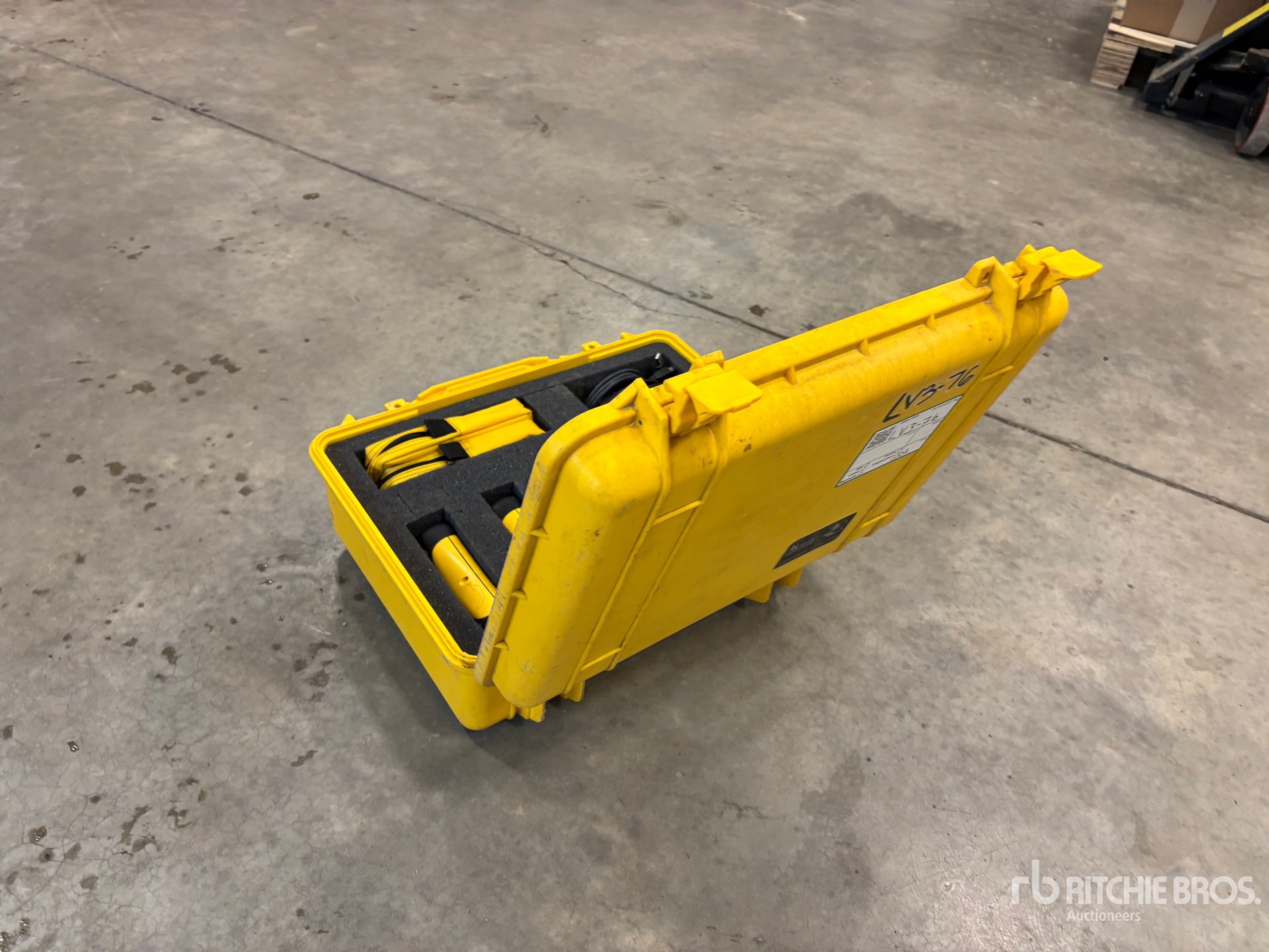 General Appearance with Image, coin arrière gauche