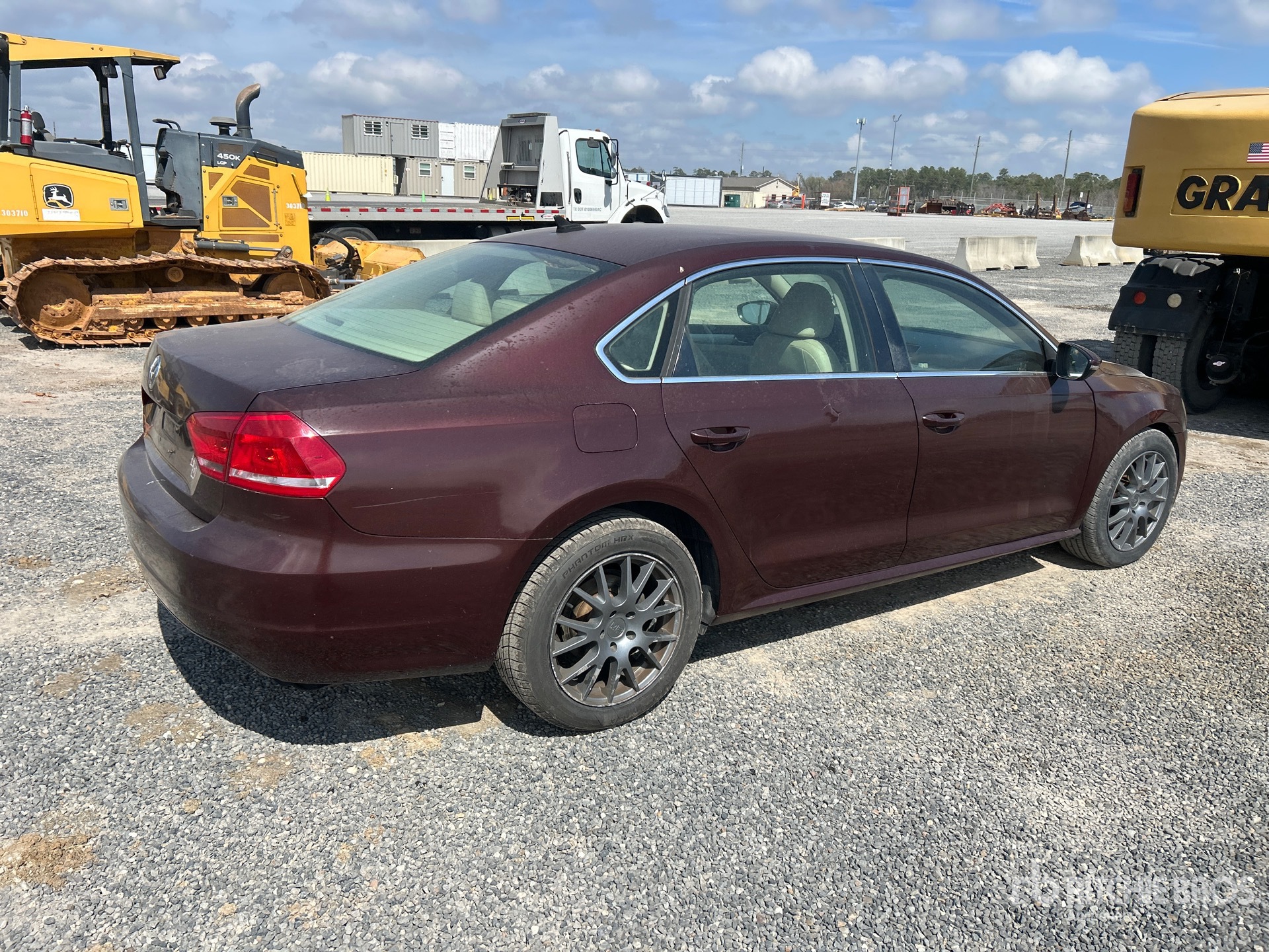 General Appearance with Image, coin arrière droit