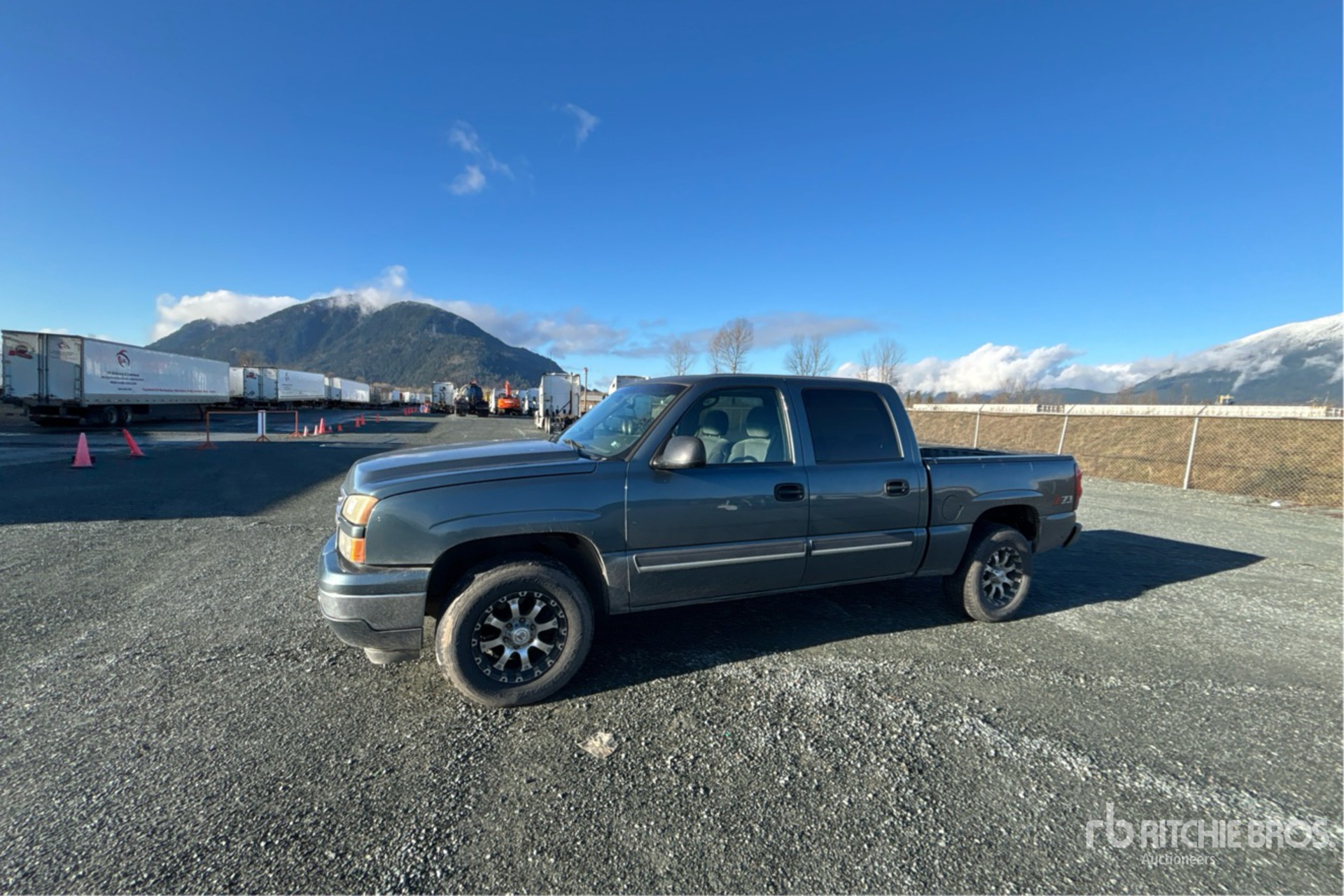 General Appearance with Picture, Left Front Corner