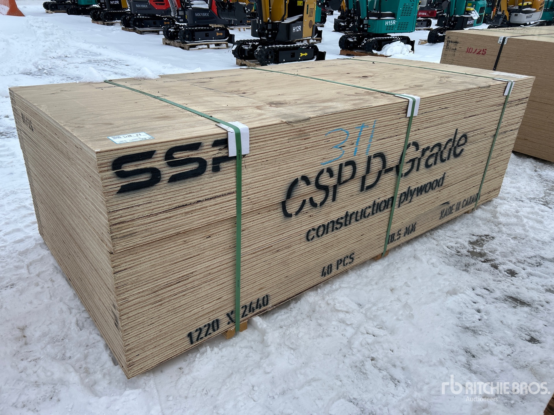 General Appearance with Picture, Right Front Corner