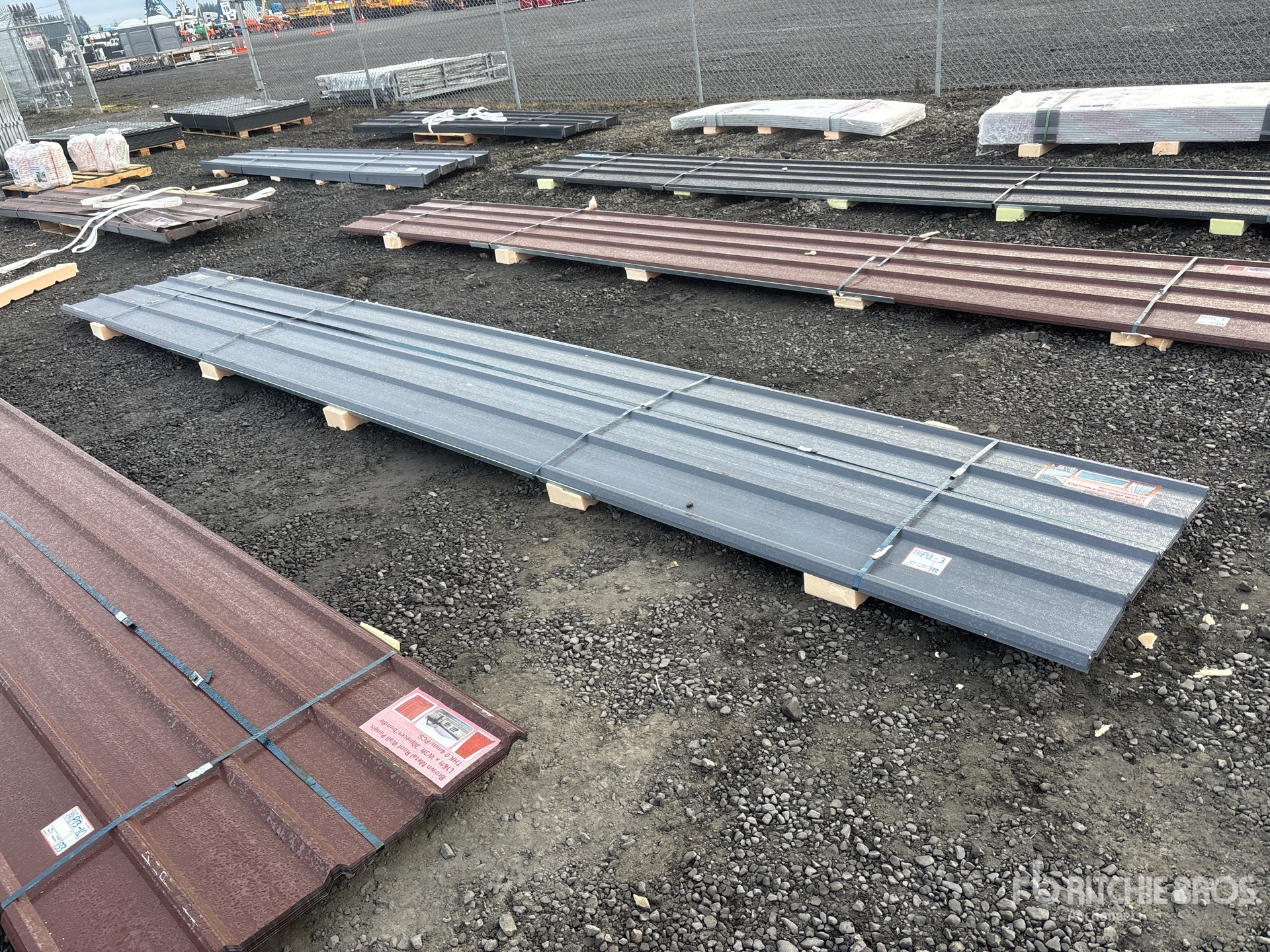 General Appearance with Foto, angolo anteriore sinistro