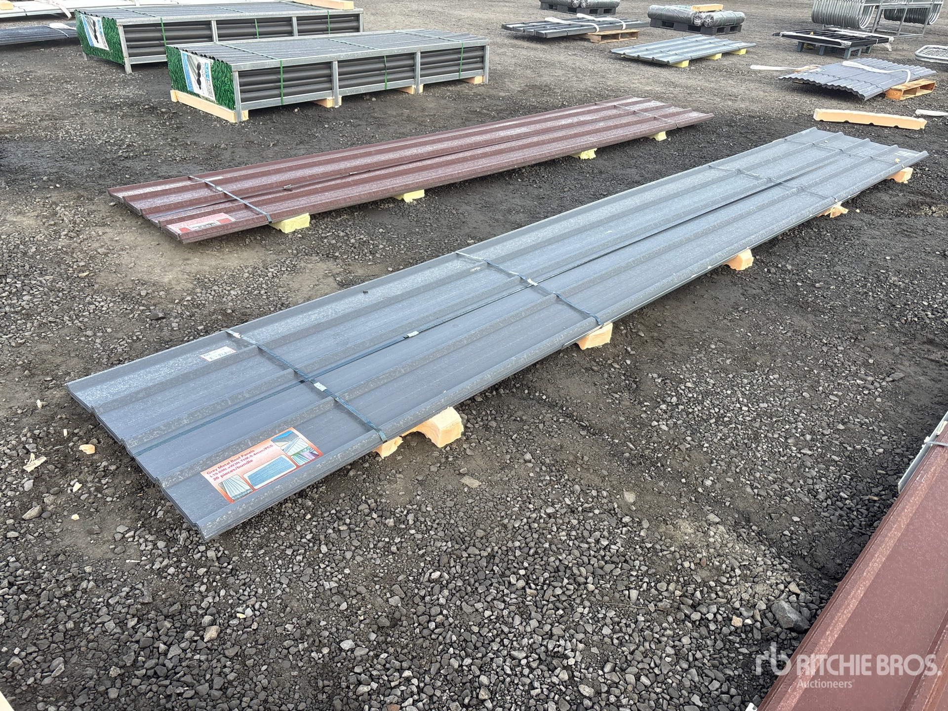 General Appearance with Foto, angolo posteriore sinistro