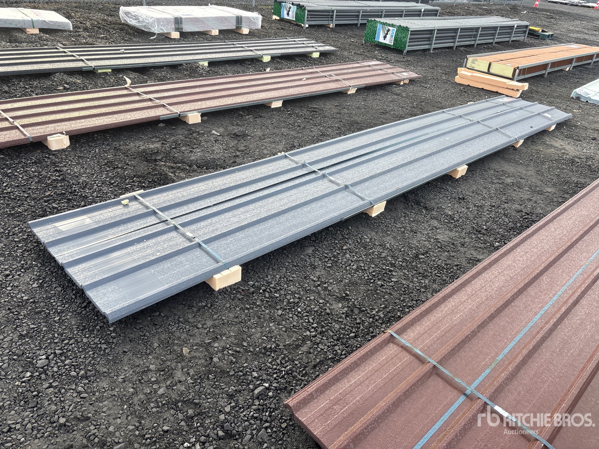 General Appearance with Foto, angolo anteriore destro