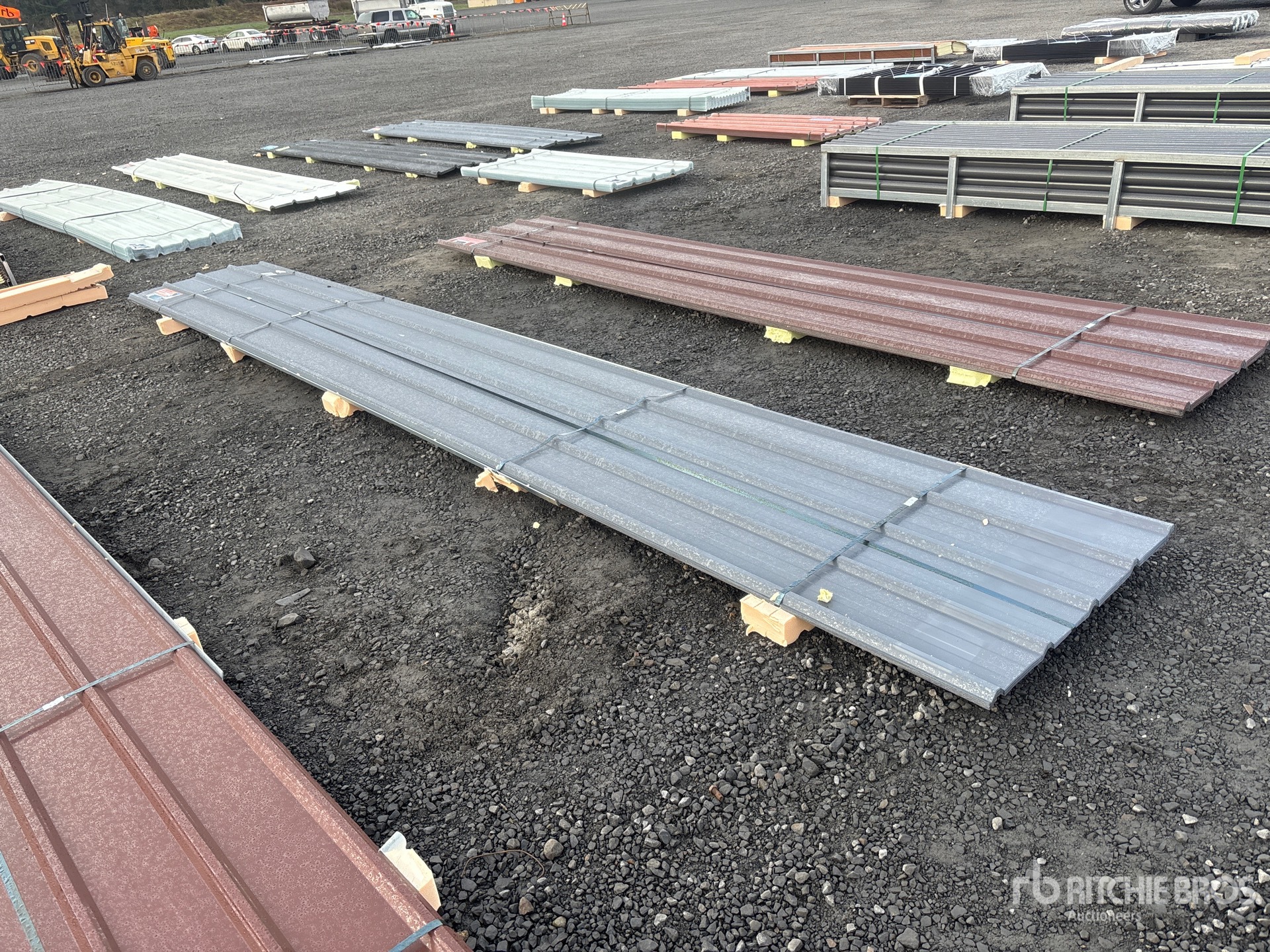 General Appearance with Foto, angolo anteriore sinistro